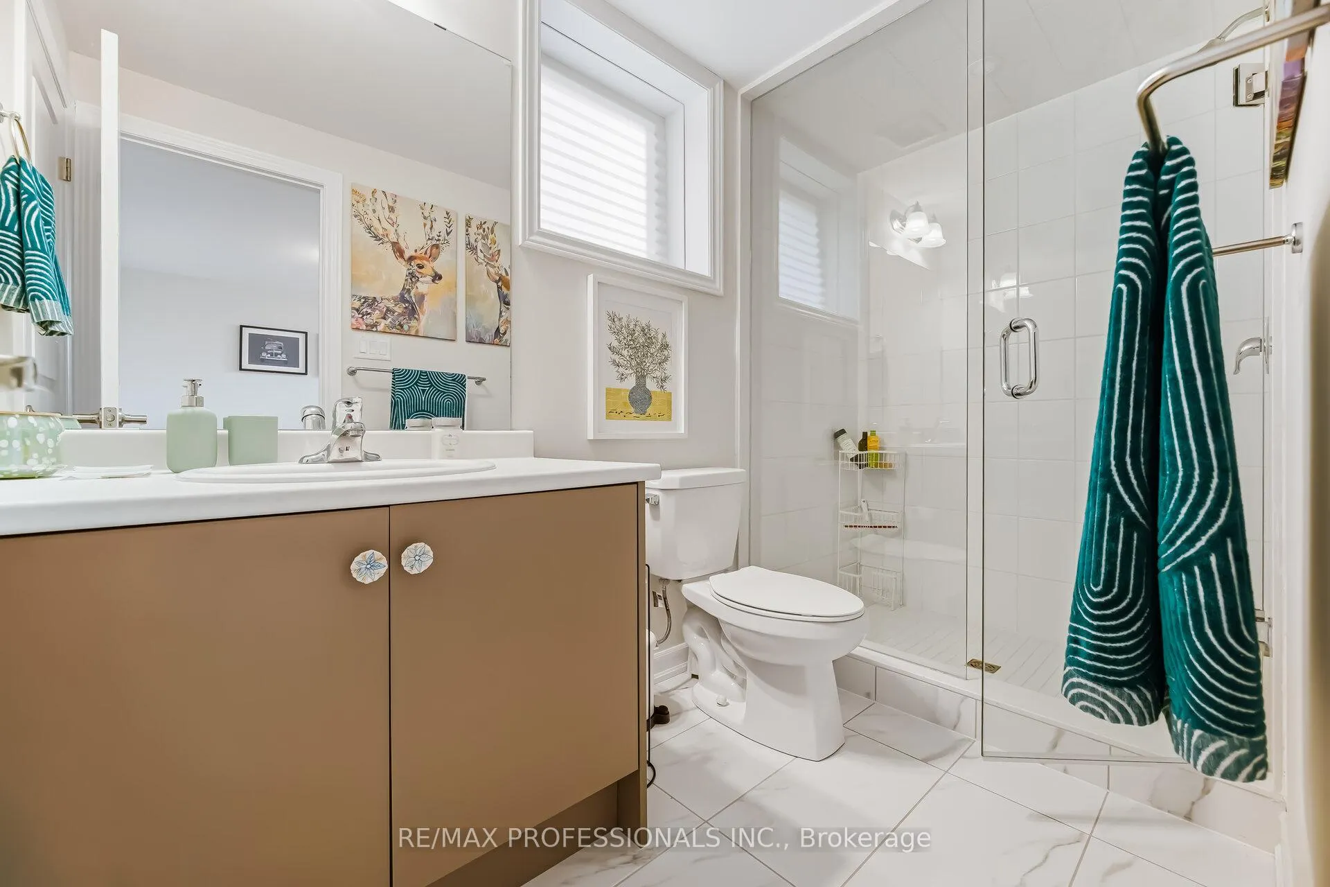 Photo 7 of 1401 National Common, Burlington, Tyandaga — HOMEH