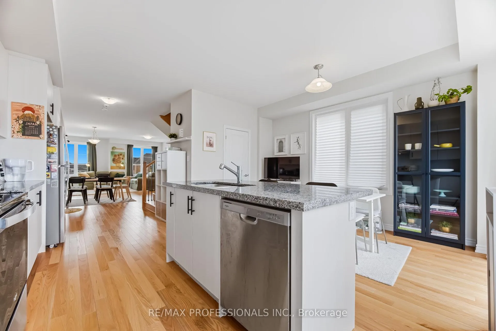 Photo 15 of 1401 National Common, Burlington, Tyandaga — HOMEH