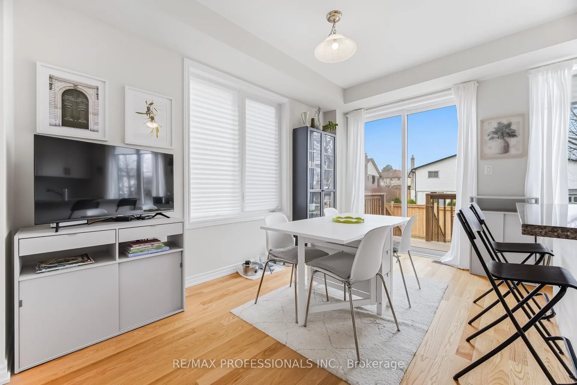 Photo 19 of 1401 National Common, Burlington, Tyandaga — HOMEH