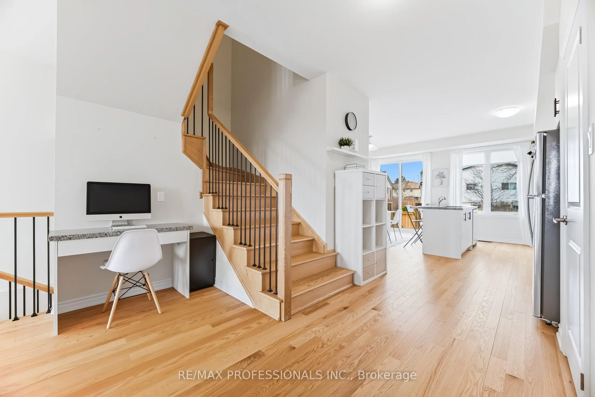 Photo 21 of 1401 National Common, Burlington, Tyandaga — HOMEH