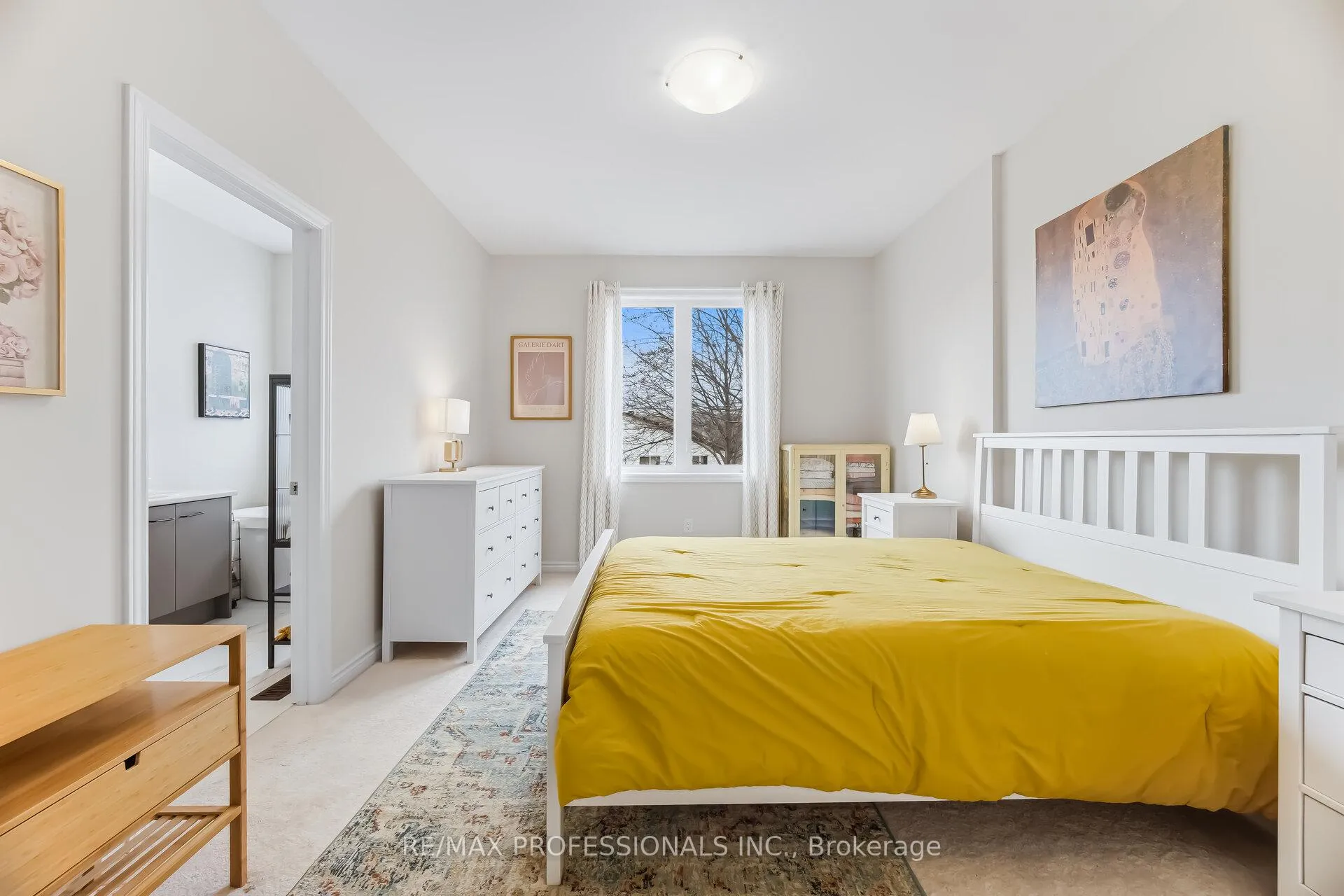Photo 22 of 1401 National Common, Burlington, Tyandaga — HOMEH
