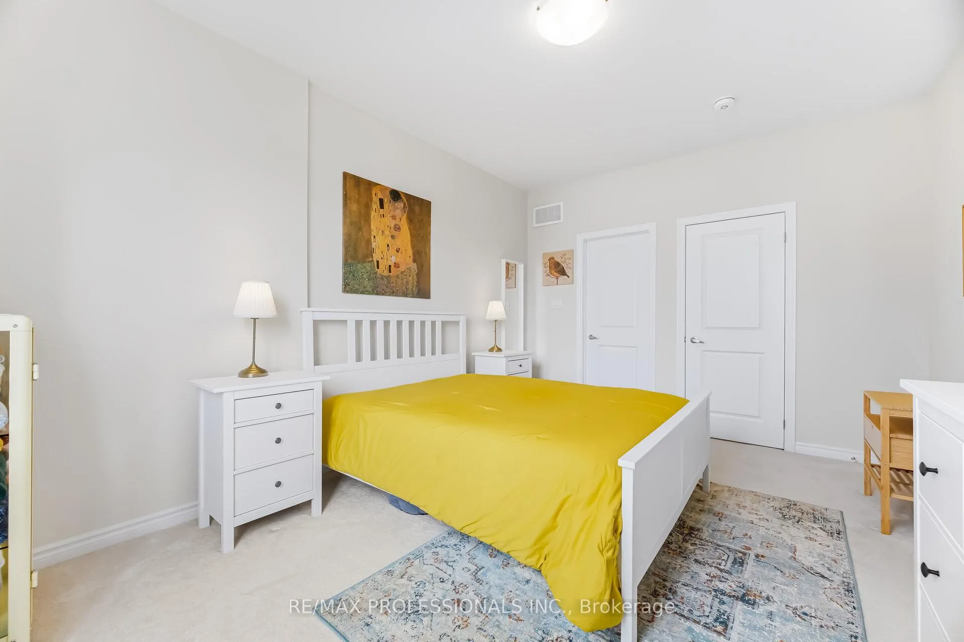 Photo 24 of 1401 National Common, Burlington, Tyandaga — HOMEH