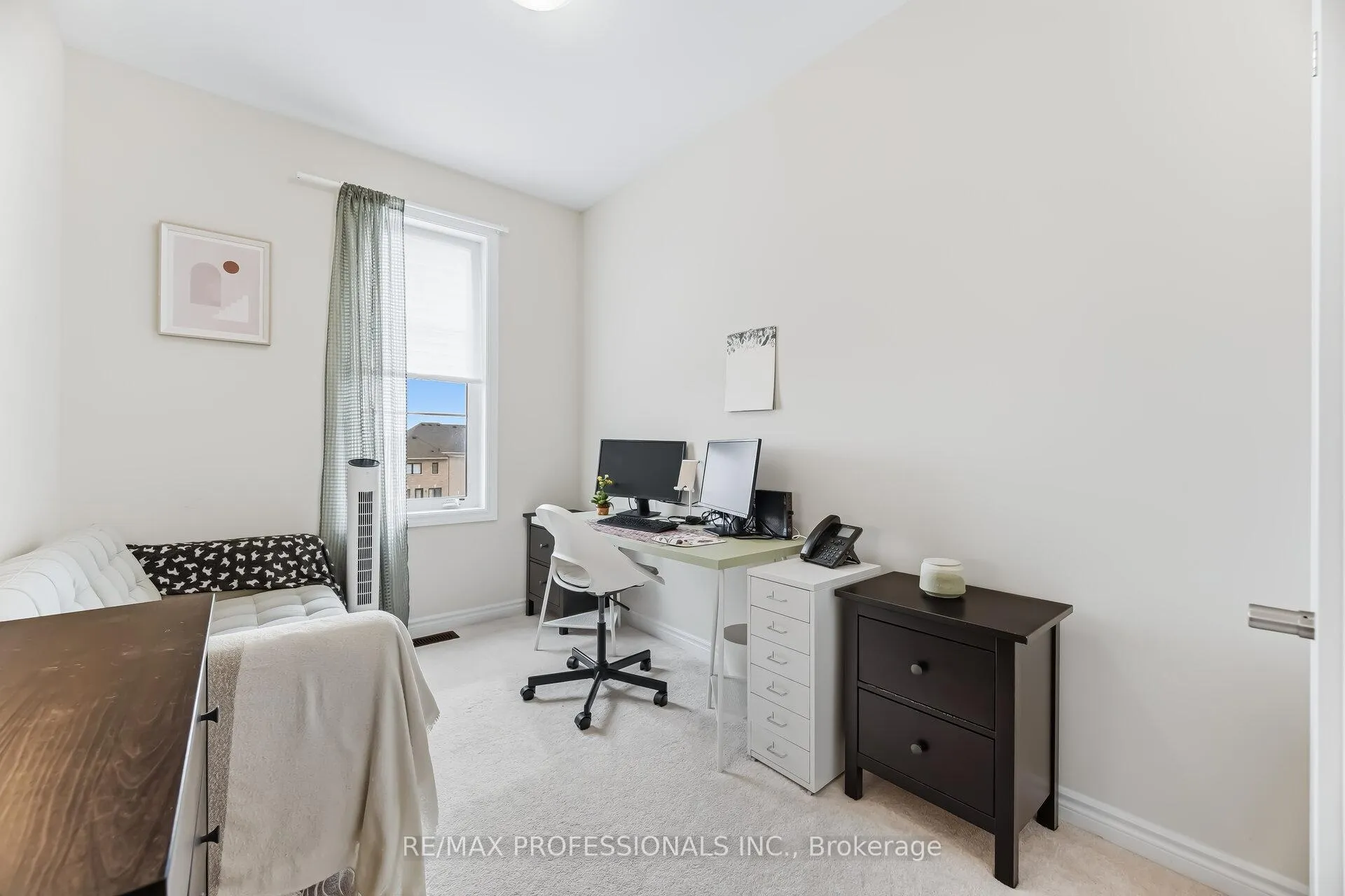Photo 28 of 1401 National Common, Burlington, Tyandaga — HOMEH