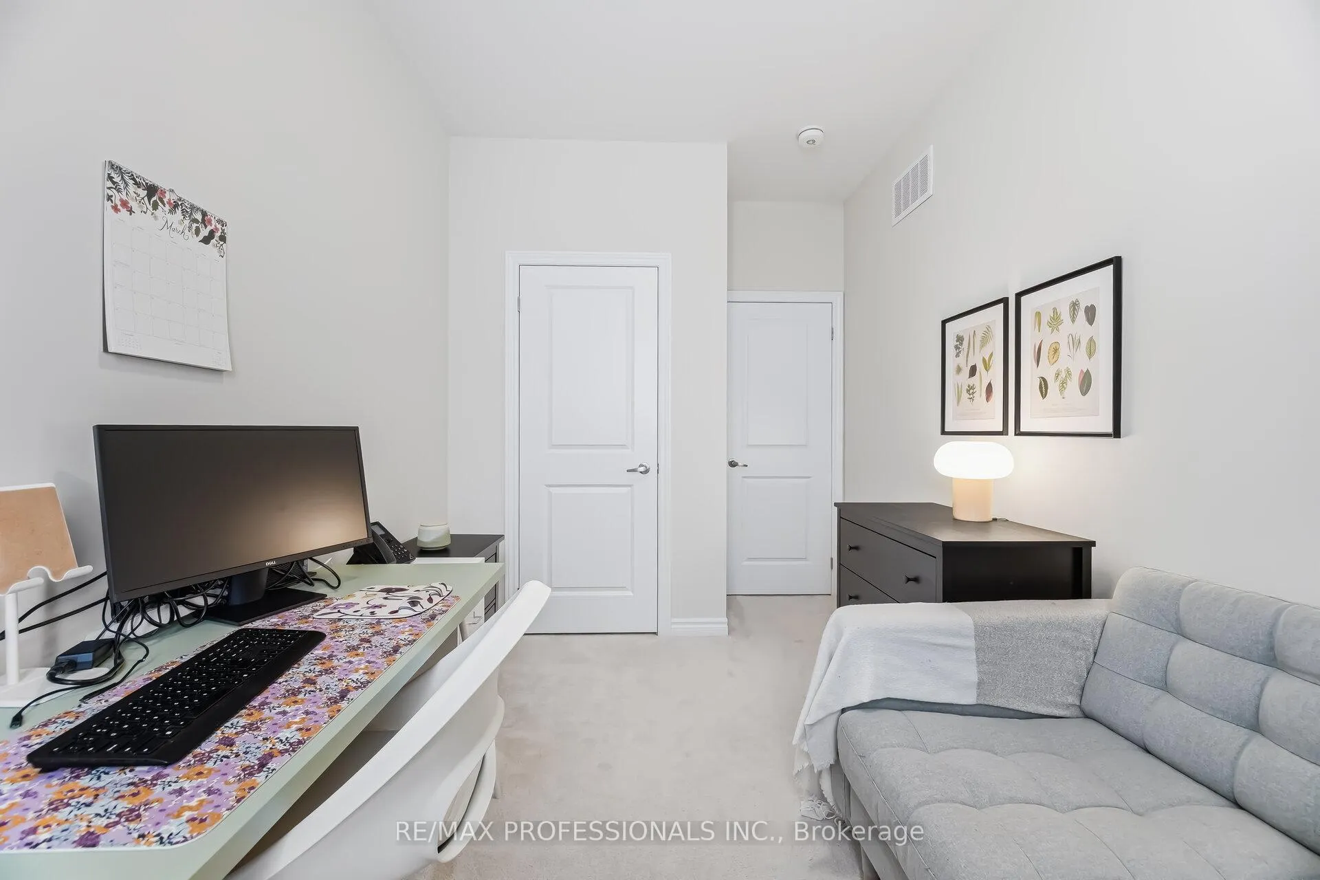Photo 29 of 1401 National Common, Burlington, Tyandaga — HOMEH