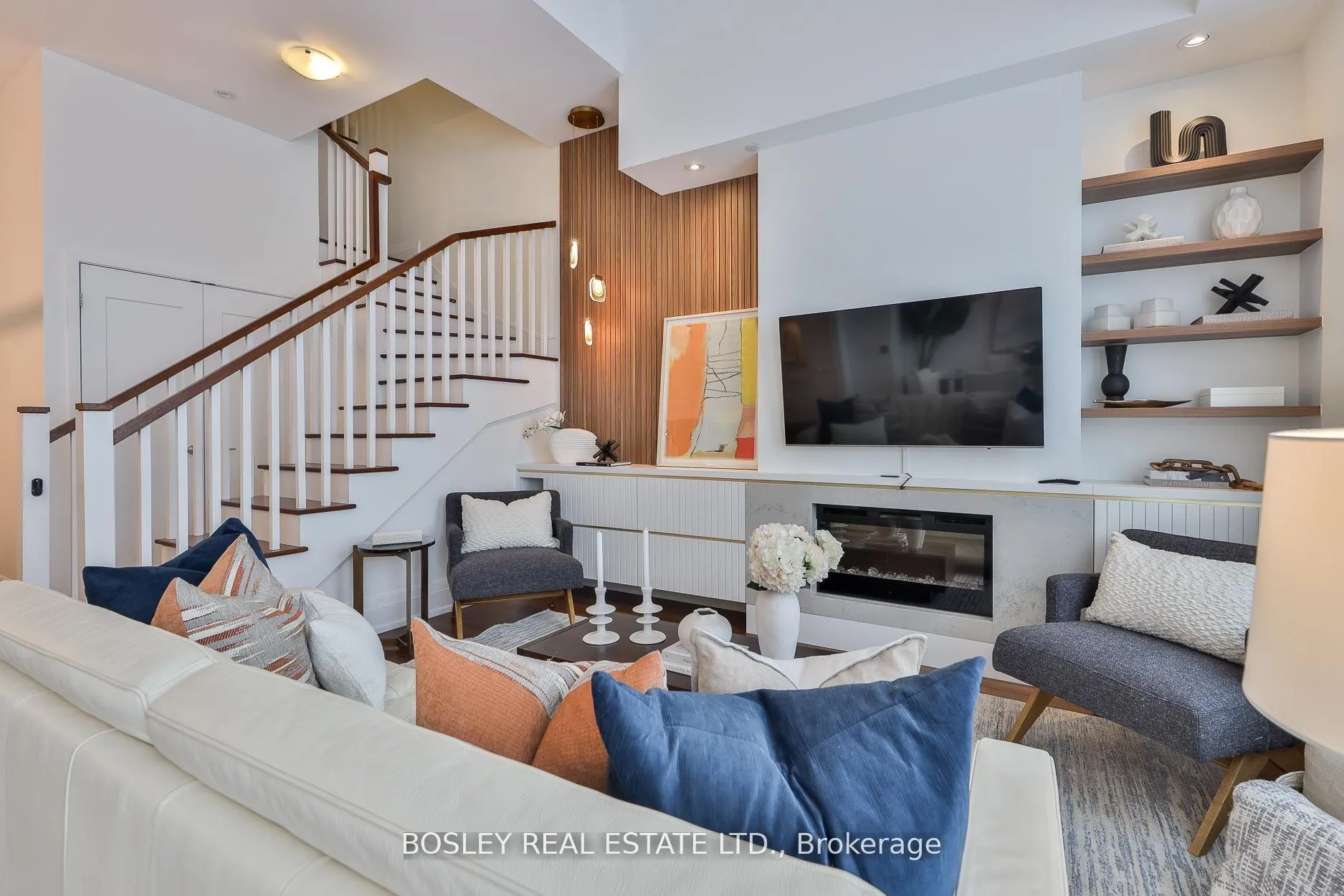 Photo 1 of Unit TH105, 25 Malcolm Road, Toronto, Leaside — HOMEH