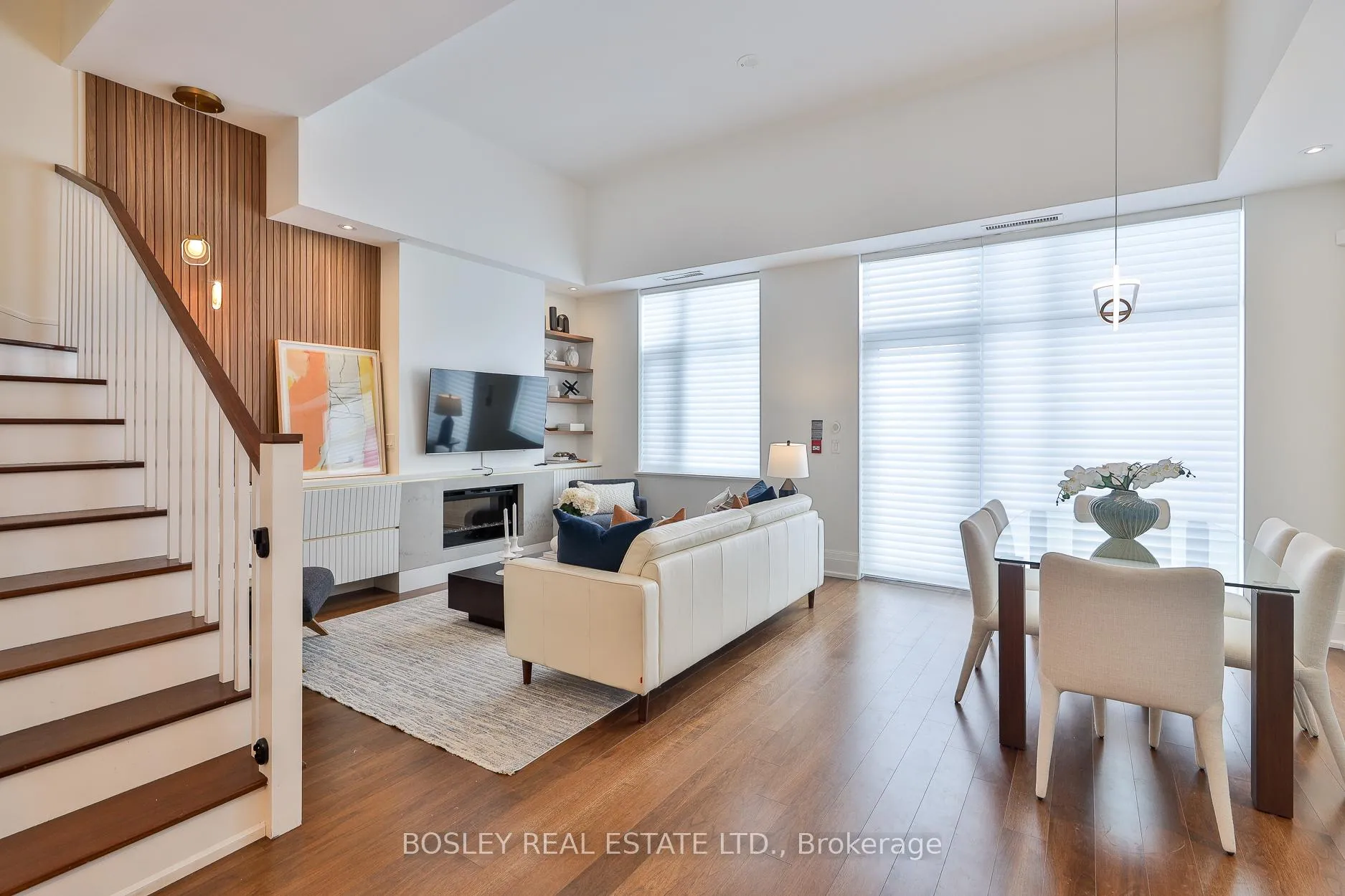 Photo 2 of Unit TH105, 25 Malcolm Road, Toronto, Leaside — HOMEH