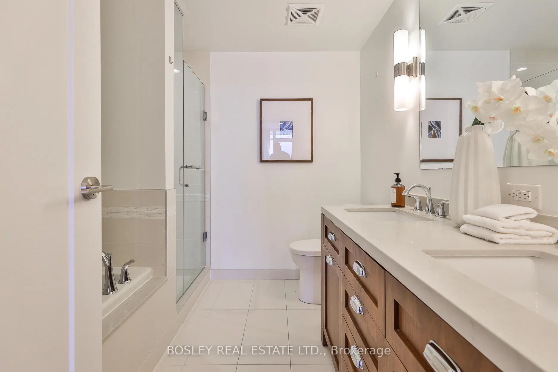 Photo 24 of Unit TH105, 25 Malcolm Road, Toronto, Leaside — HOMEH