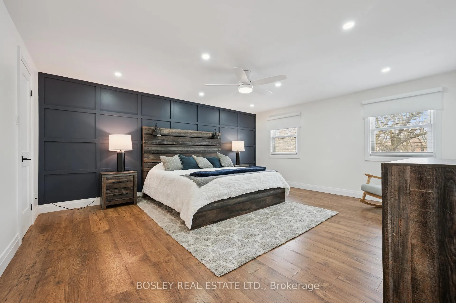 Photo 18 of 601 Sandringham Drive, Waterloo, Colonial Acres — HOMEH