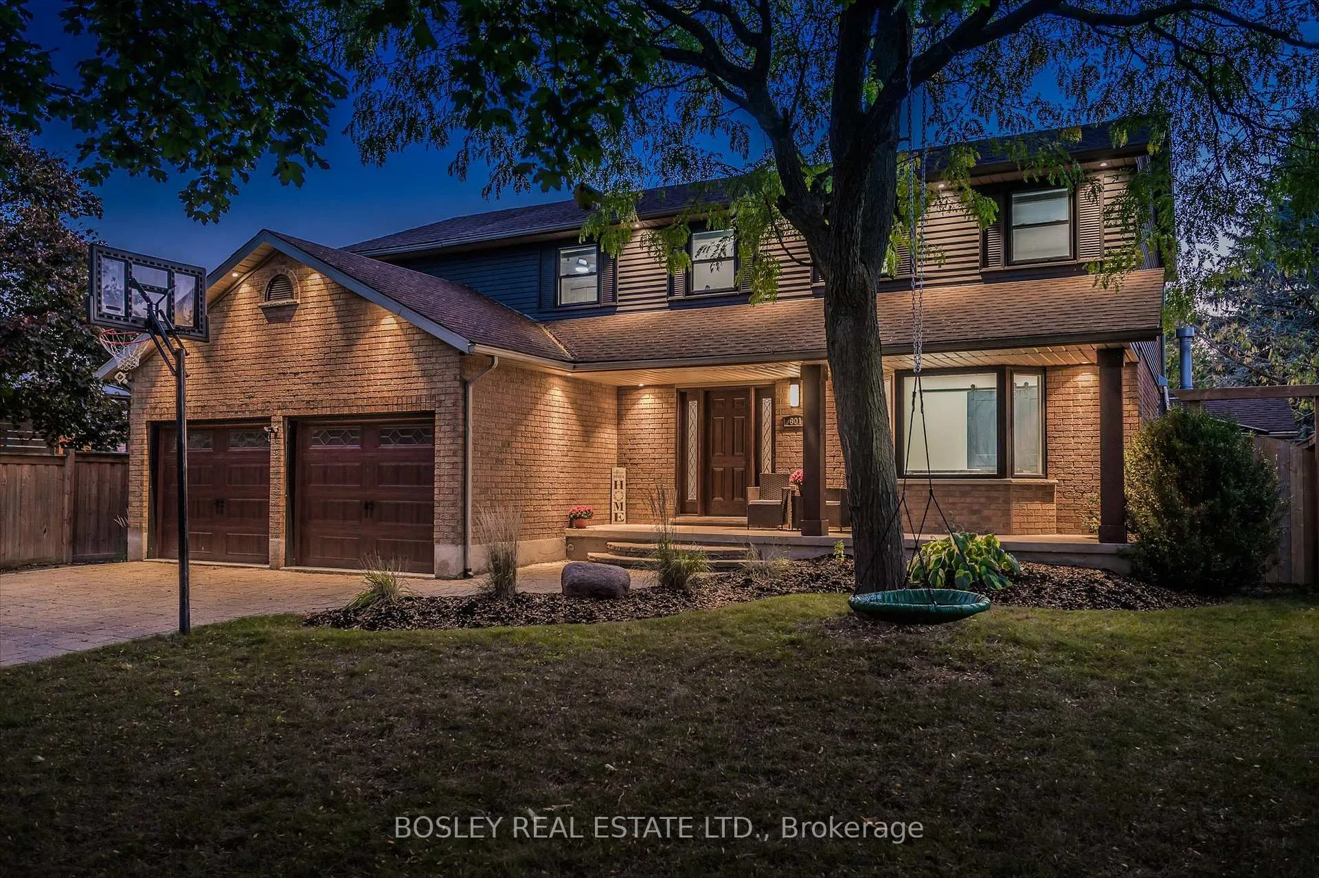 Photo 32 of 601 Sandringham Drive, Waterloo, Colonial Acres — HOMEH