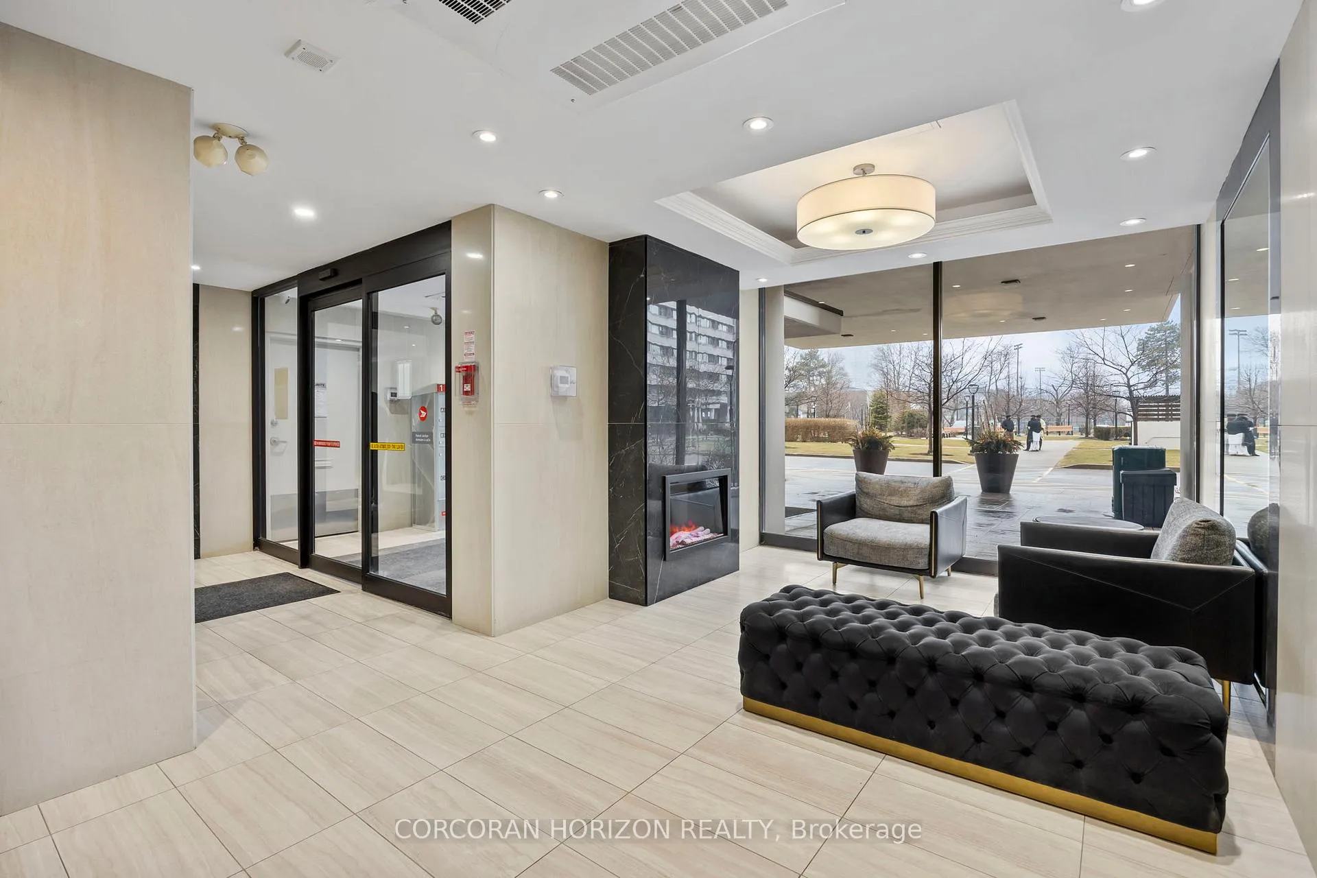 Photo 2 of Unit PH4, 725 Don Mills Road, Toronto, Flemingdon Park — HOMEH