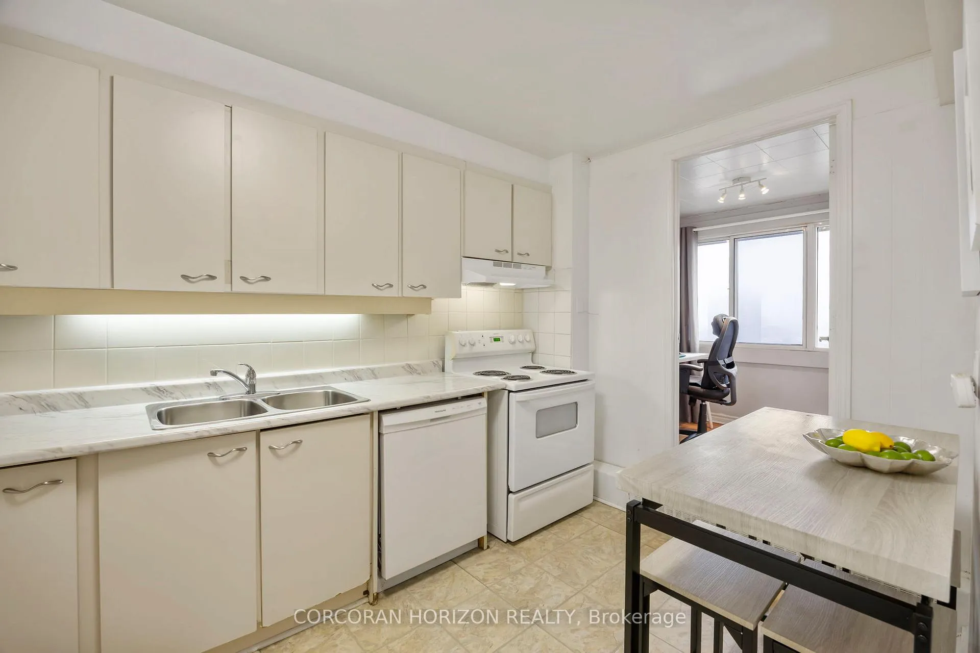 Photo 10 of Unit PH4, 725 Don Mills Road, Toronto, Flemingdon Park — HOMEH