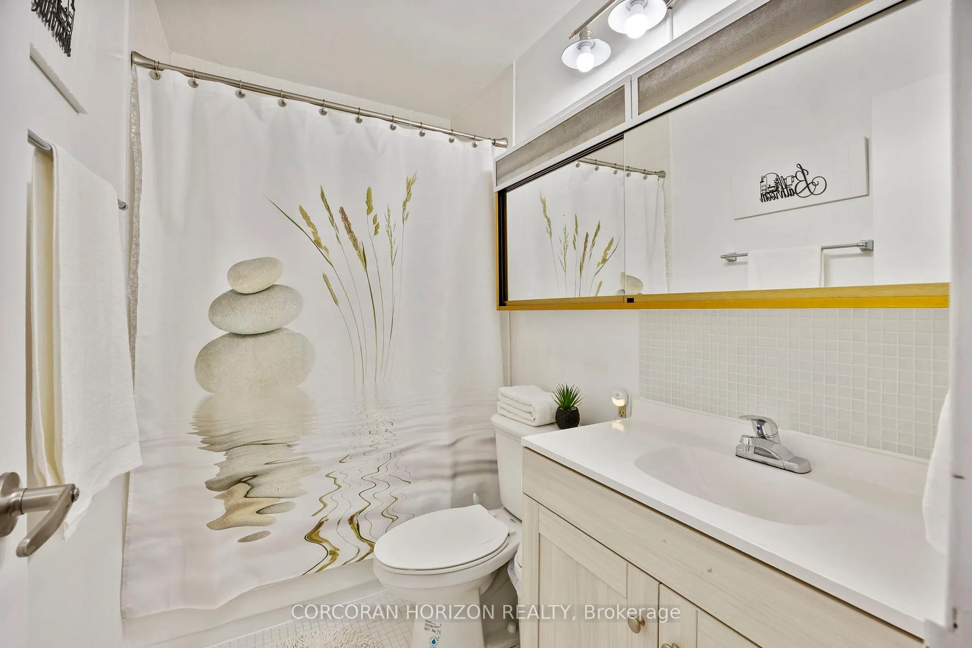 Photo 19 of Unit PH4, 725 Don Mills Road, Toronto, Flemingdon Park — HOMEH