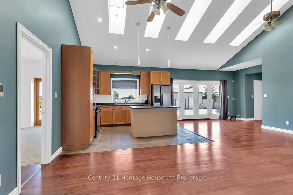 Photo 17 of 11069 Rogers Road, Malahide, Rural Malahide — HOMEH