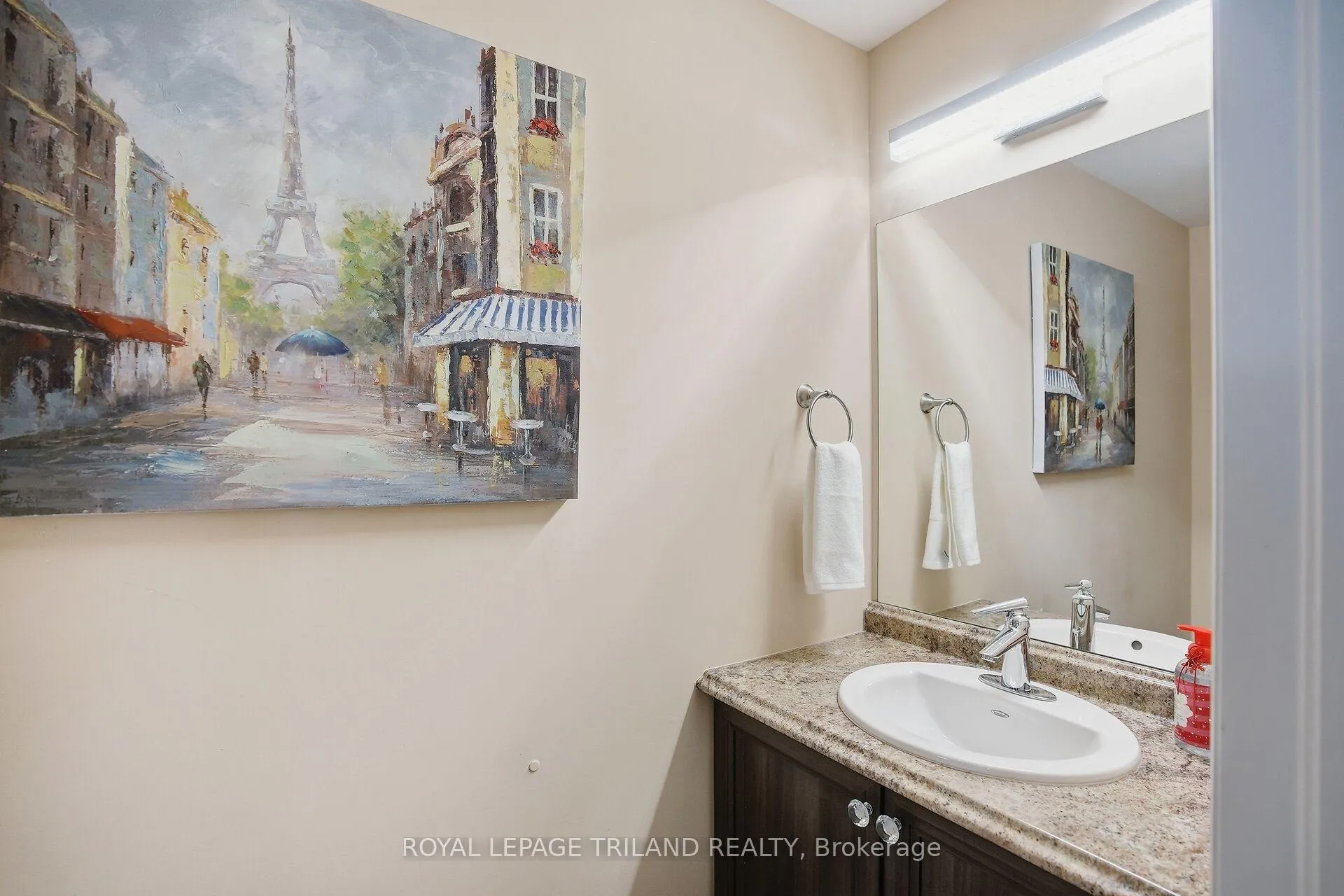 Photo 5 of 219 Union Avenue, Middlesex Centre, Komoka — HOMEH