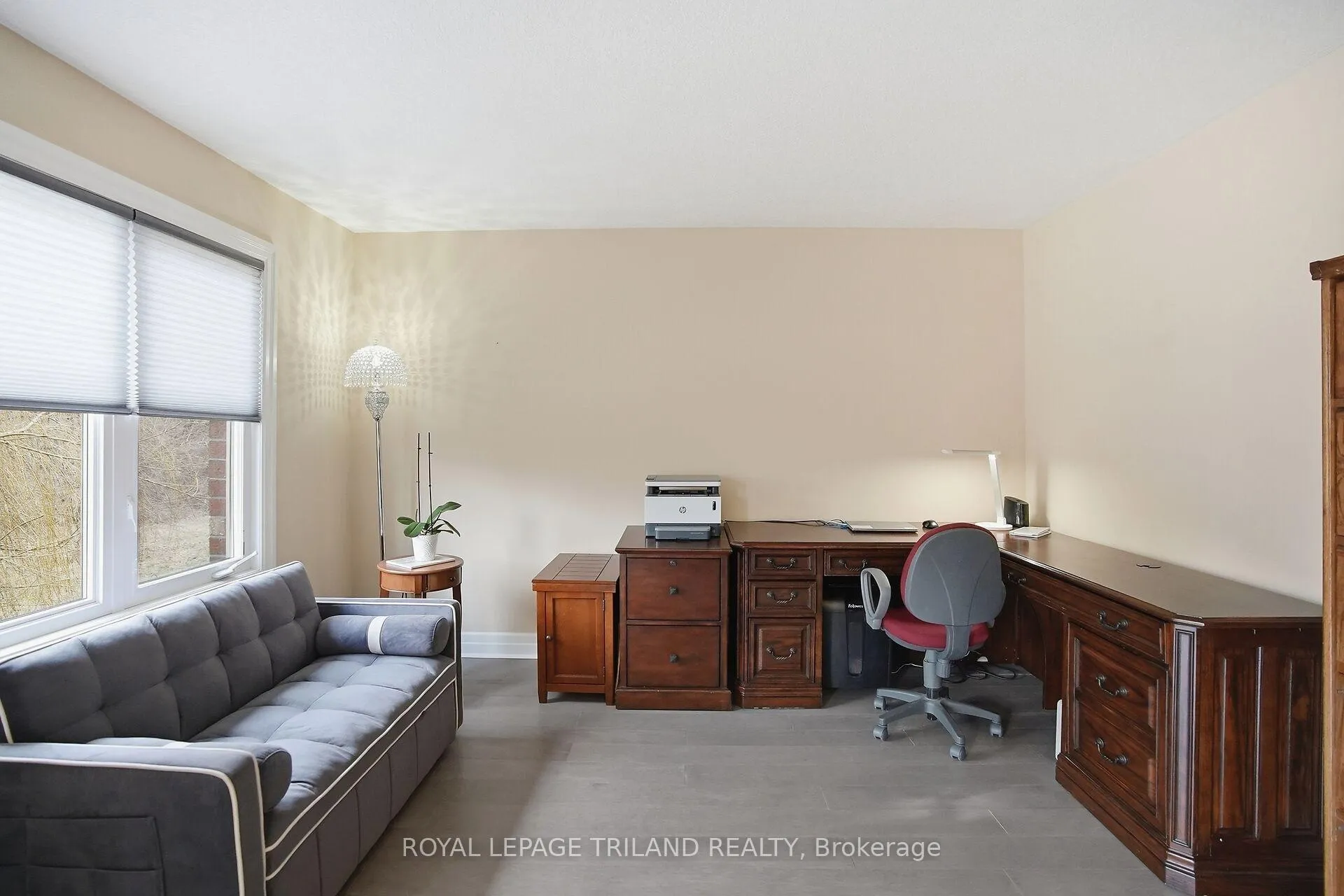 Photo 10 of 219 Union Avenue, Middlesex Centre, Komoka — HOMEH