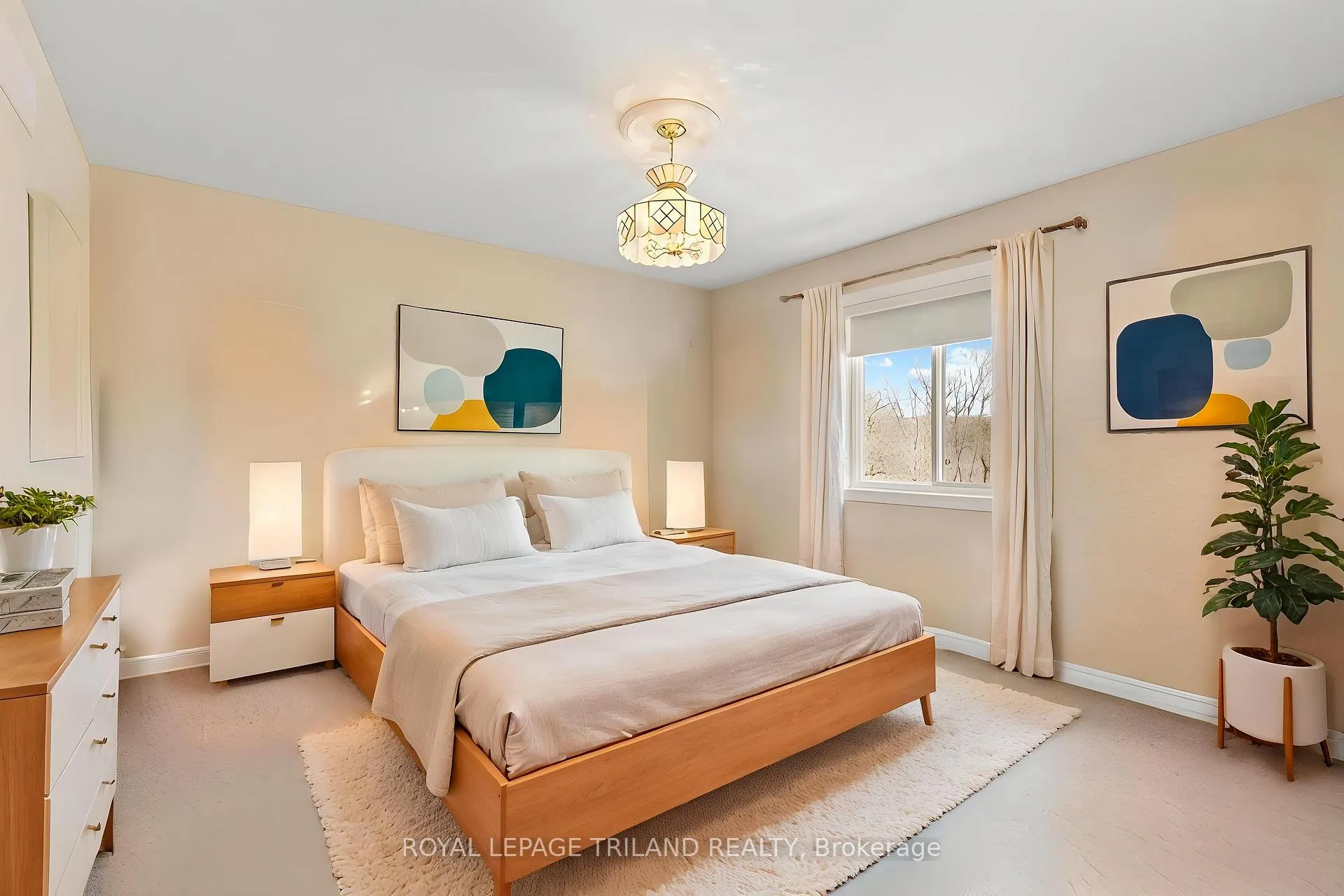 Photo 17 of 219 Union Avenue, Middlesex Centre, Komoka — HOMEH