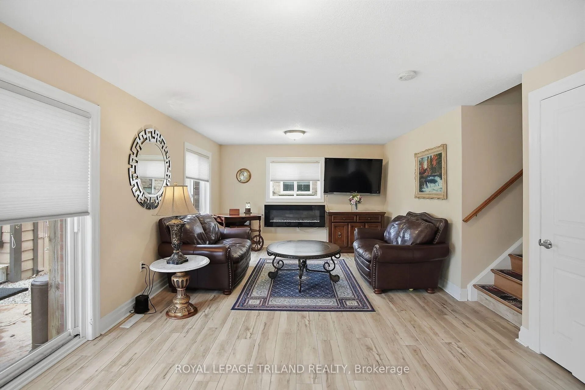 Photo 21 of 219 Union Avenue, Middlesex Centre, Komoka — HOMEH