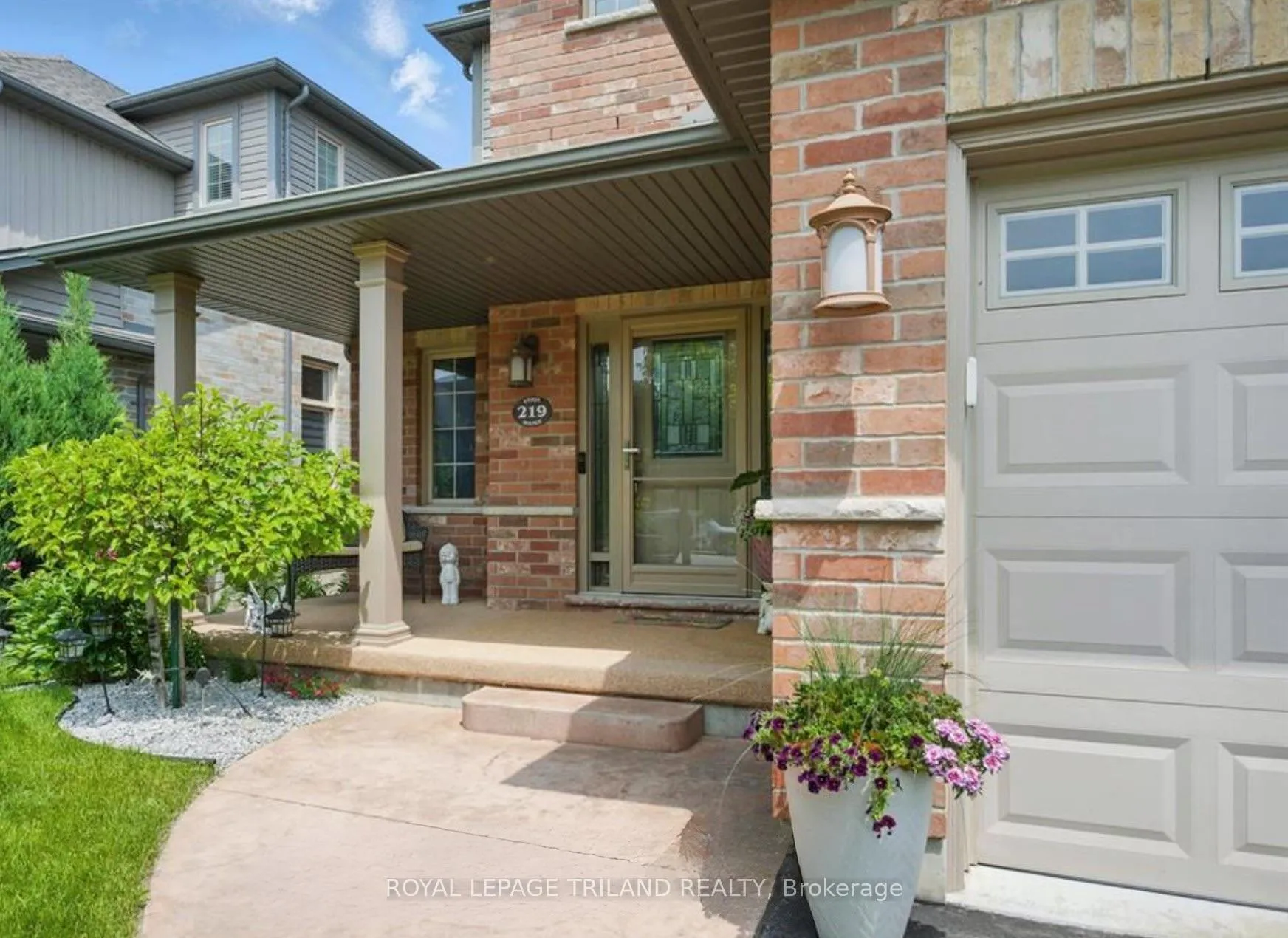 Photo 22 of 219 Union Avenue, Middlesex Centre, Komoka — HOMEH