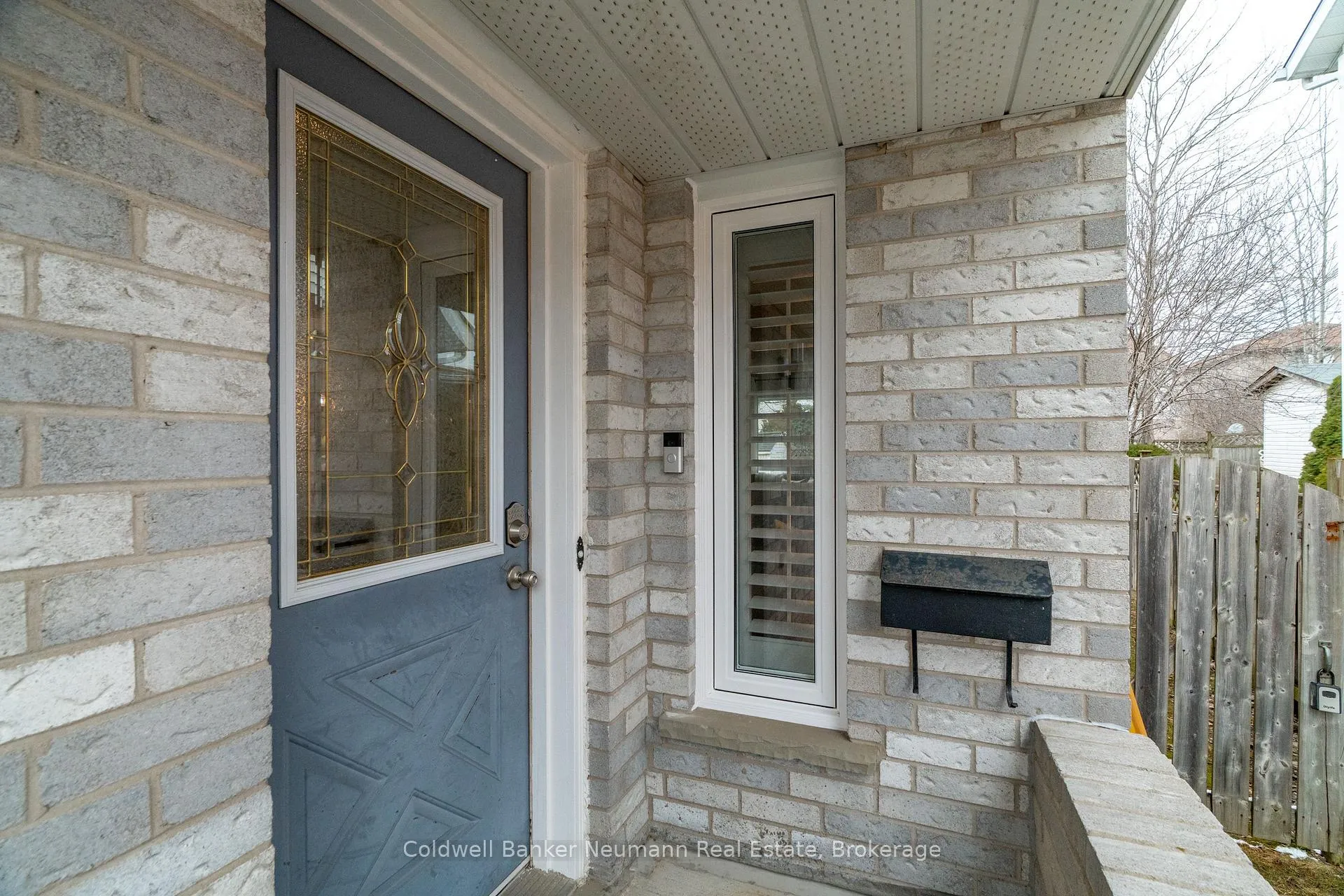Photo 3 of 31 Rodgers Road, Guelph, Kortright West — HOMEH