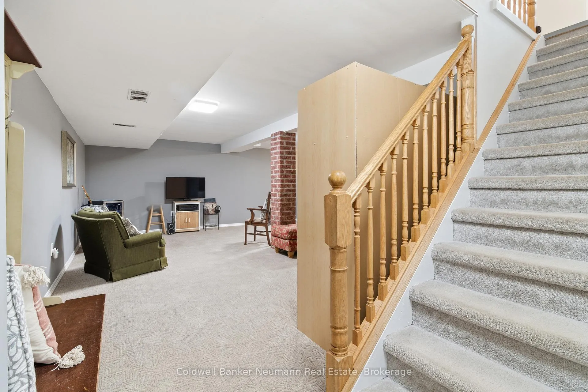 Photo 21 of 31 Rodgers Road, Guelph, Kortright West — HOMEH