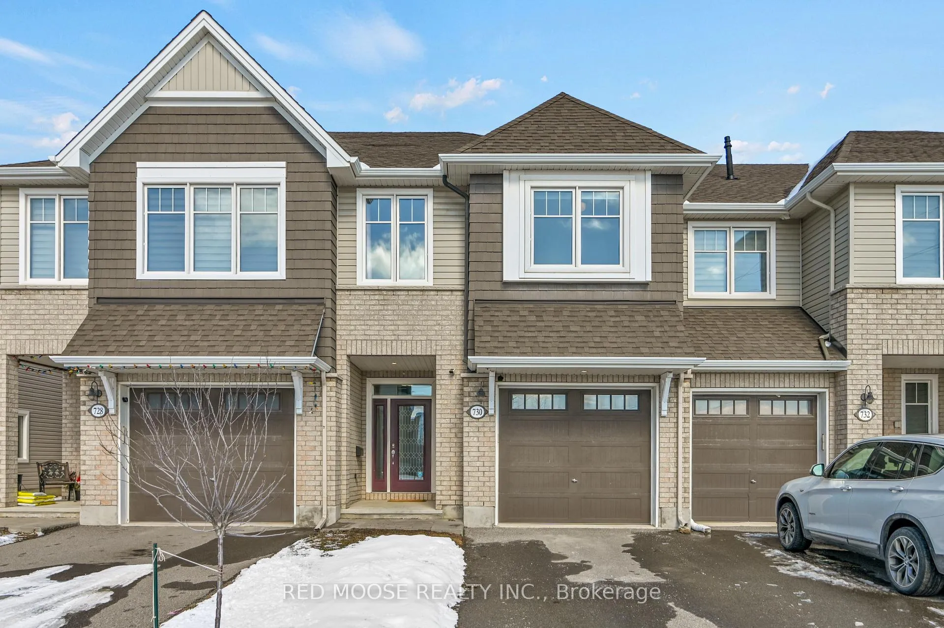 Front of 730 Sora Way