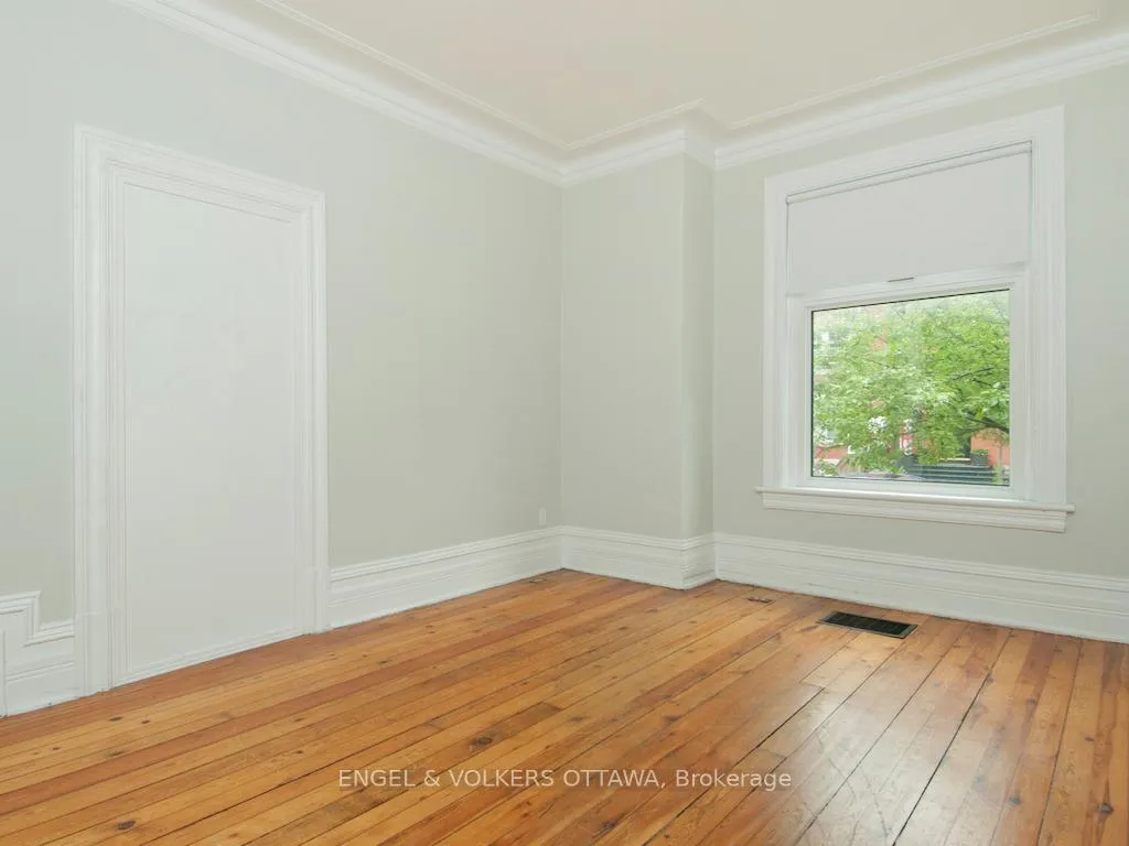 Photo 9 of Unit 1, 96 Waverley Street, Ottawa, Ottawa Centre/Golden Triangle — HOMEH