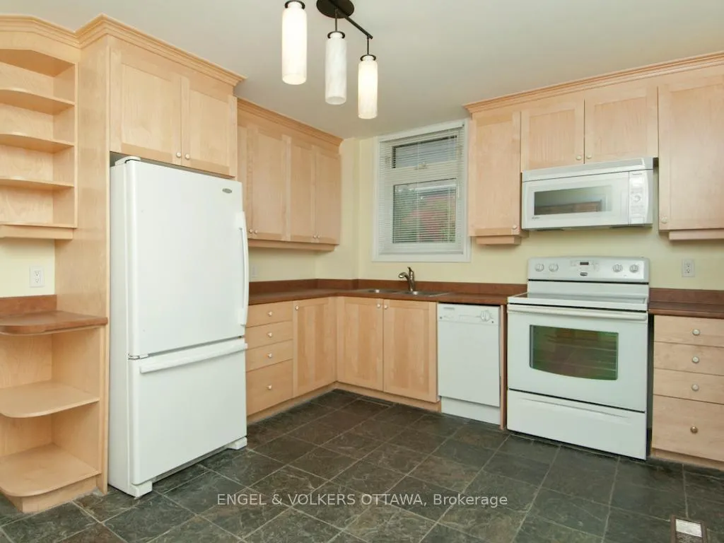 Photo 19 of Unit 1, 96 Waverley Street, Ottawa, Ottawa Centre/Golden Triangle — HOMEH
