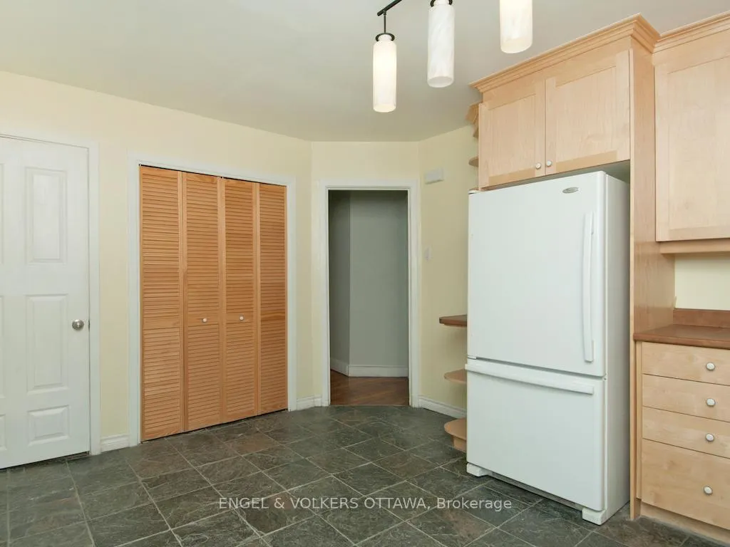 Photo 21 of Unit 1, 96 Waverley Street, Ottawa, Ottawa Centre/Golden Triangle — HOMEH