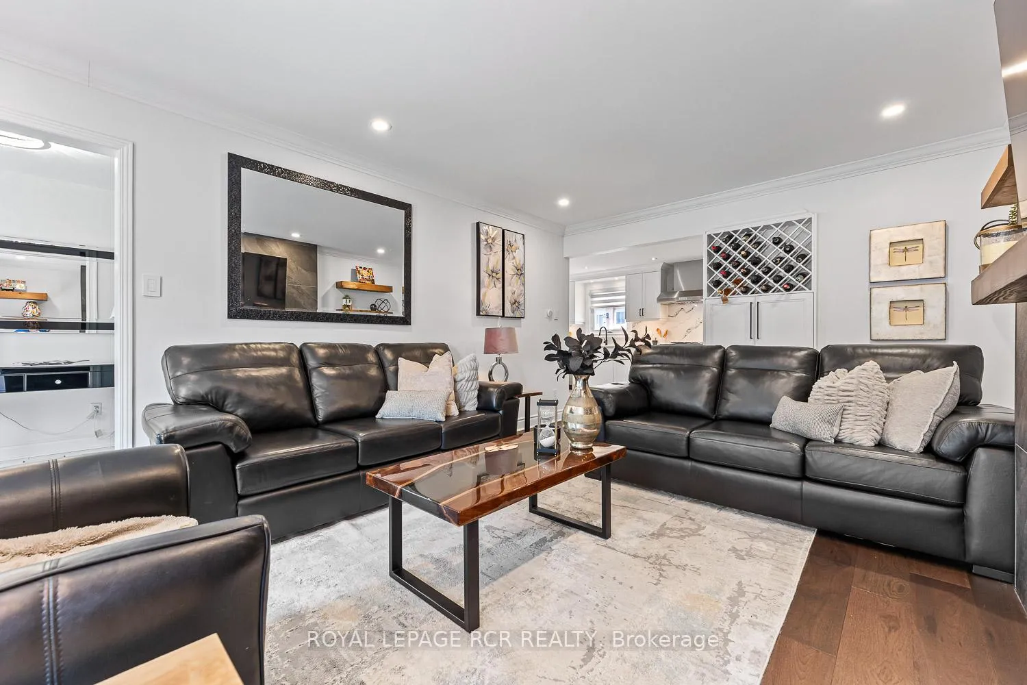 Photo 6 of 44 Fountainbridge Drive, Caledon, Bolton East — HOMEH