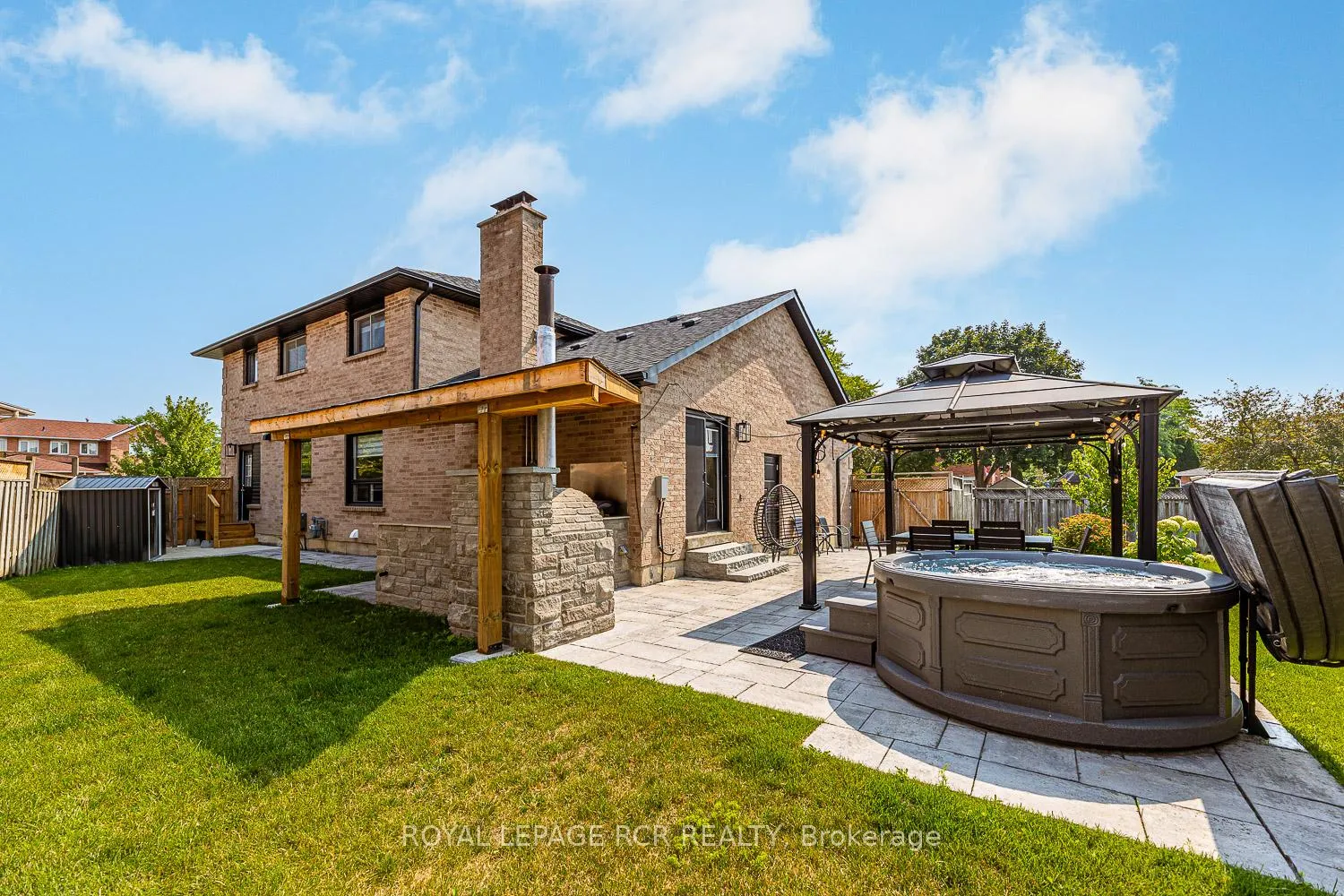 Photo 37 of 44 Fountainbridge Drive, Caledon, Bolton East — HOMEH