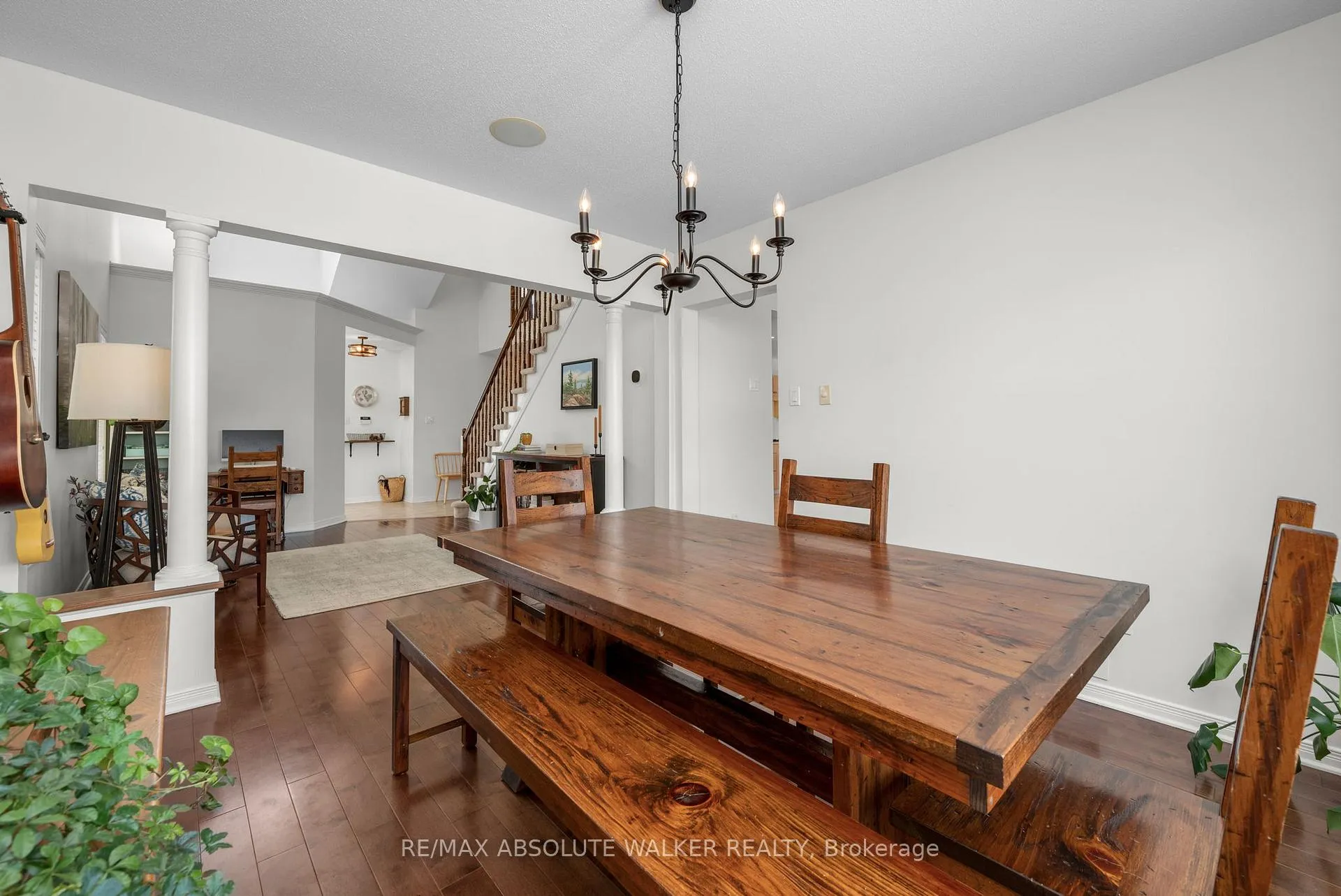 Photo 11 of 135 Arrowwood Drive, Ottawa, Stittsville (South) — HOMEH