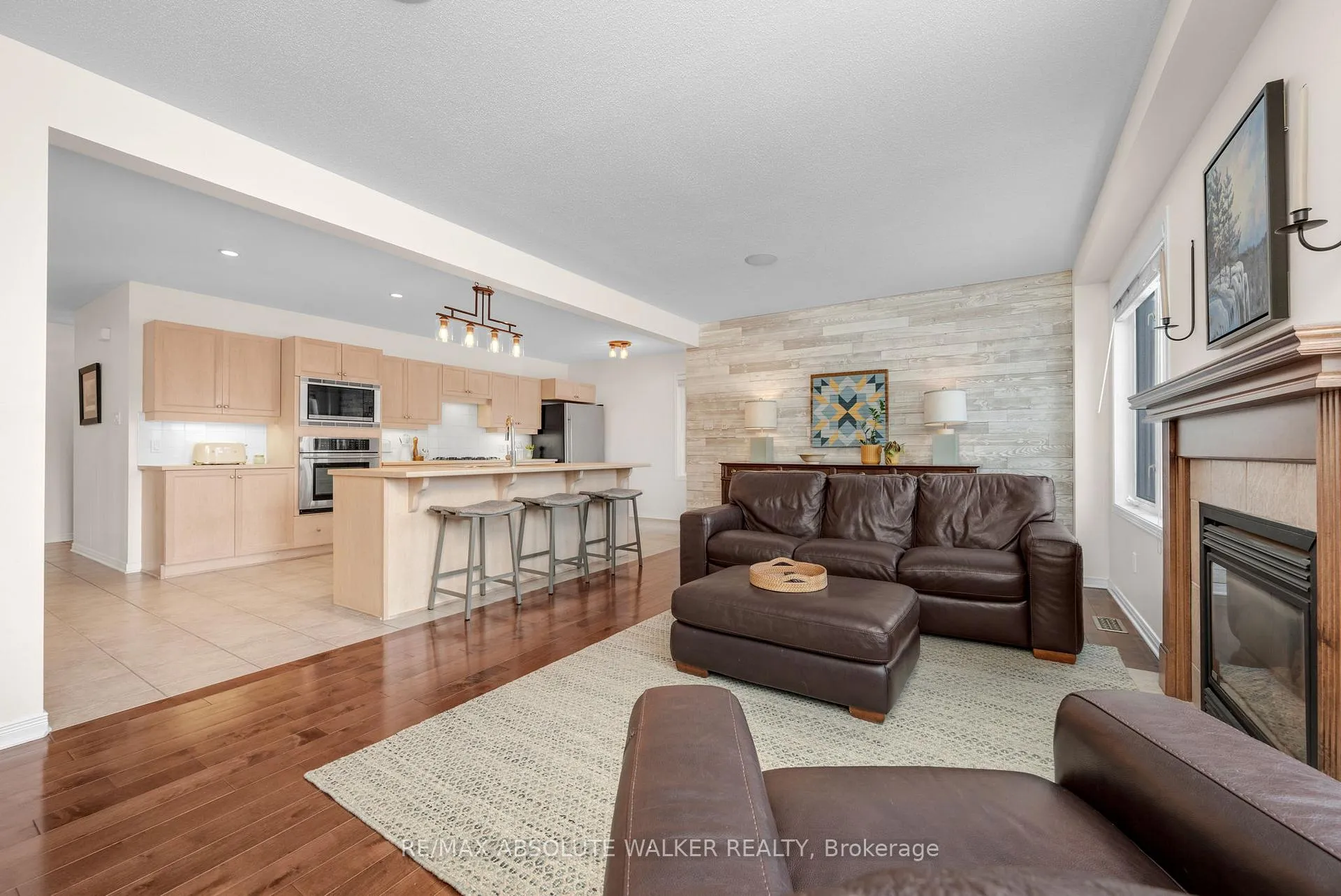 Photo 14 of 135 Arrowwood Drive, Ottawa, Stittsville (South) — HOMEH