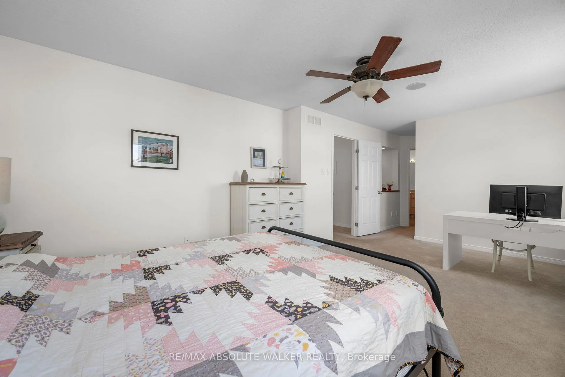 Photo 24 of 135 Arrowwood Drive, Ottawa, Stittsville (South) — HOMEH