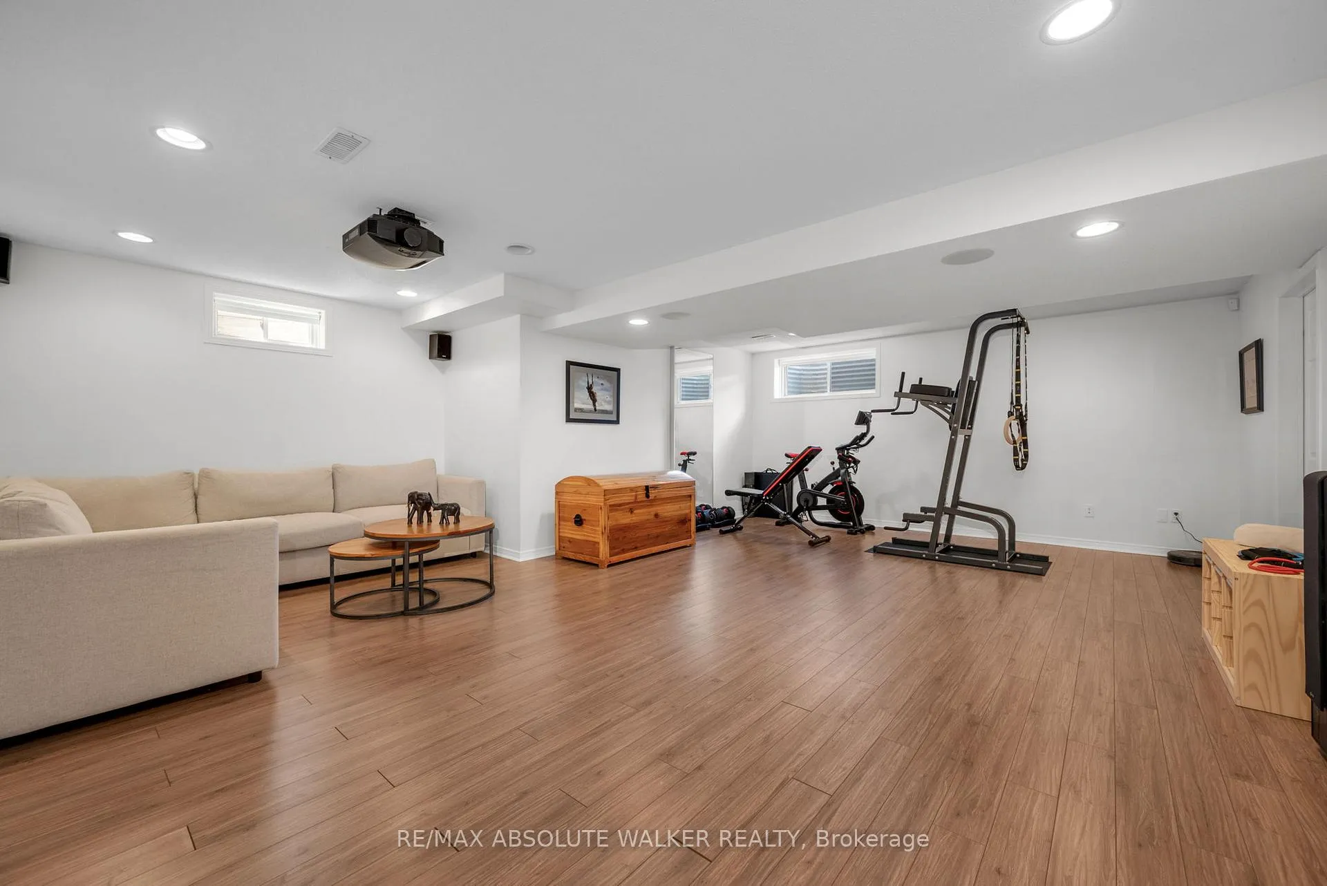 Photo 35 of 135 Arrowwood Drive, Ottawa, Stittsville (South) — HOMEH