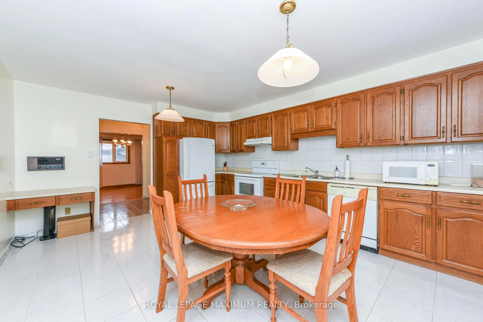 Photo 8 of 78 Roxaline Street, Etobicoke, Humber Heights — HOMEH