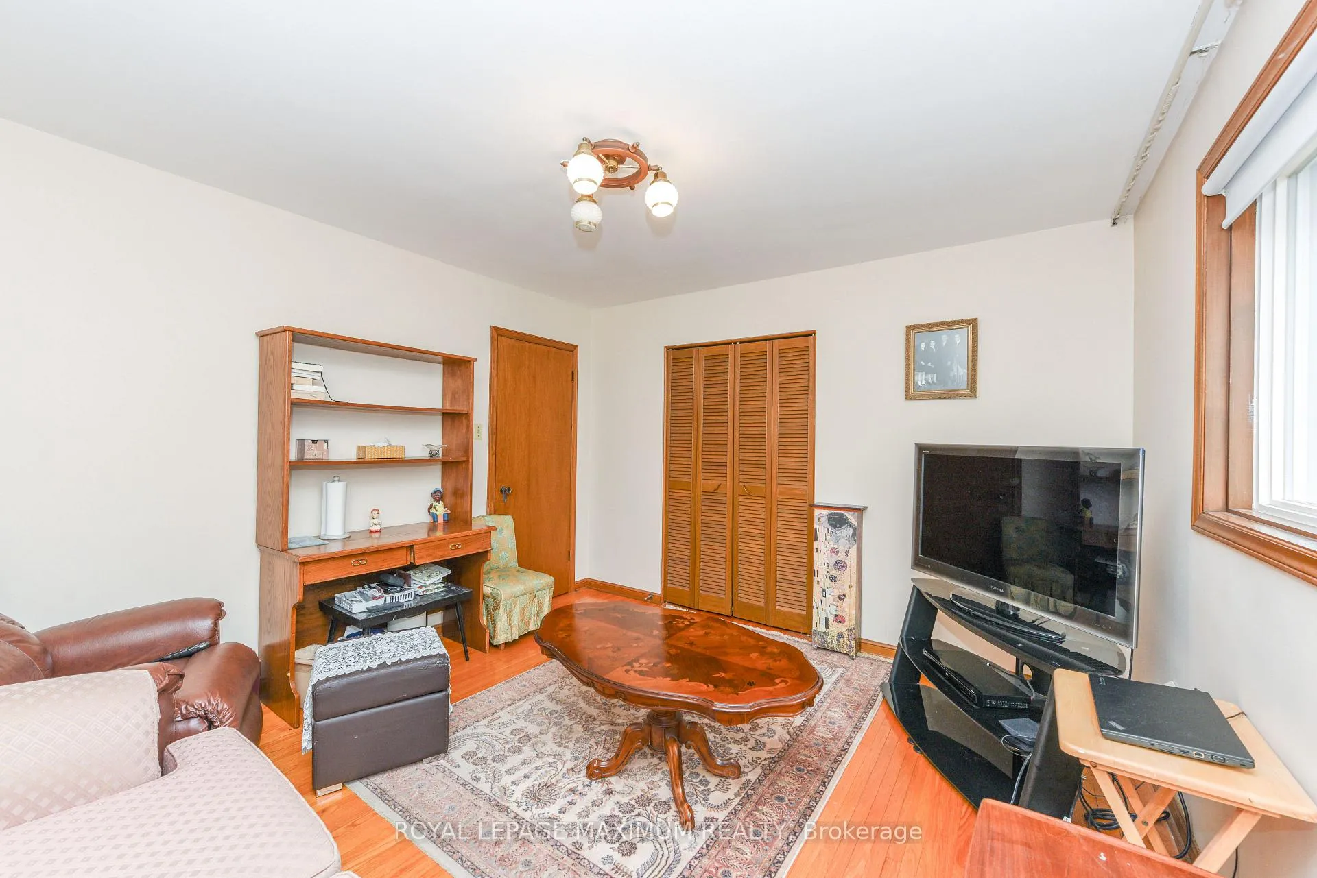 Photo 11 of 78 Roxaline Street, Etobicoke, Humber Heights — HOMEH
