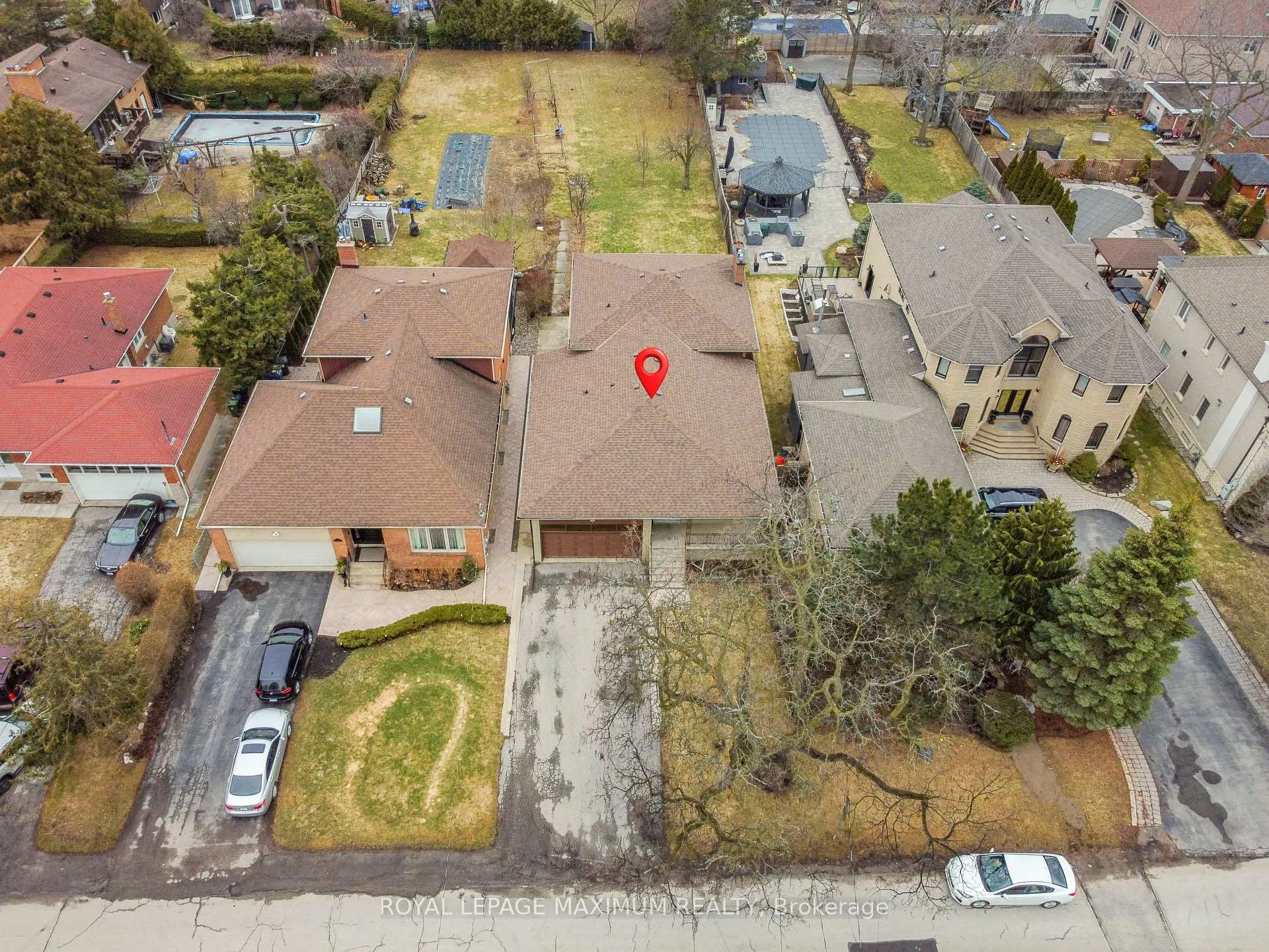 Photo 34 of 78 Roxaline Street, Etobicoke, Humber Heights — HOMEH