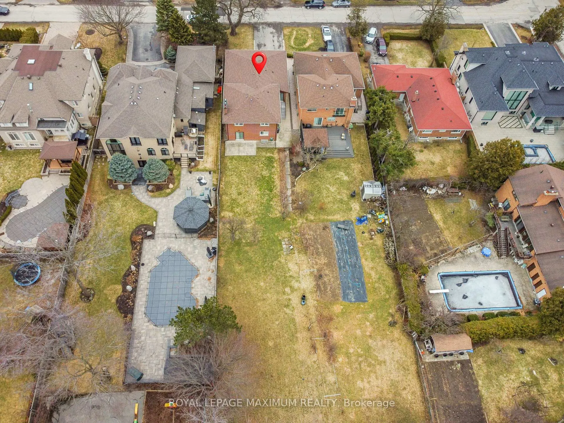 Photo 38 of 78 Roxaline Street, Etobicoke, Humber Heights — HOMEH