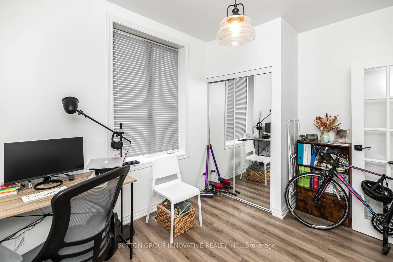 Photo 19 of 57 New Street, Hamilton, Strathcona — HOMEH