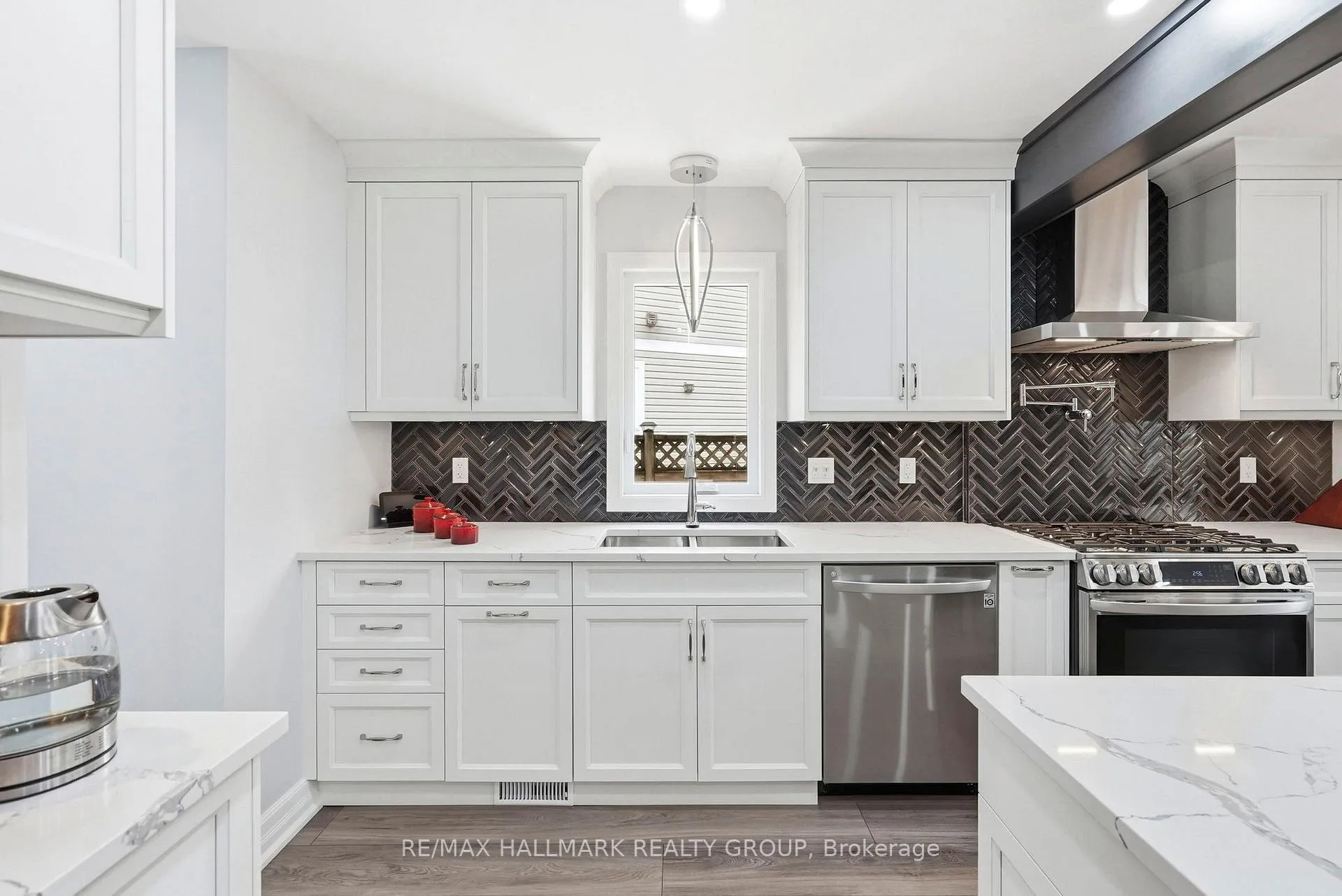 Photo 13 of 114 Boulder Way, Ottawa, Barrhaven - Longfields — HOMEH