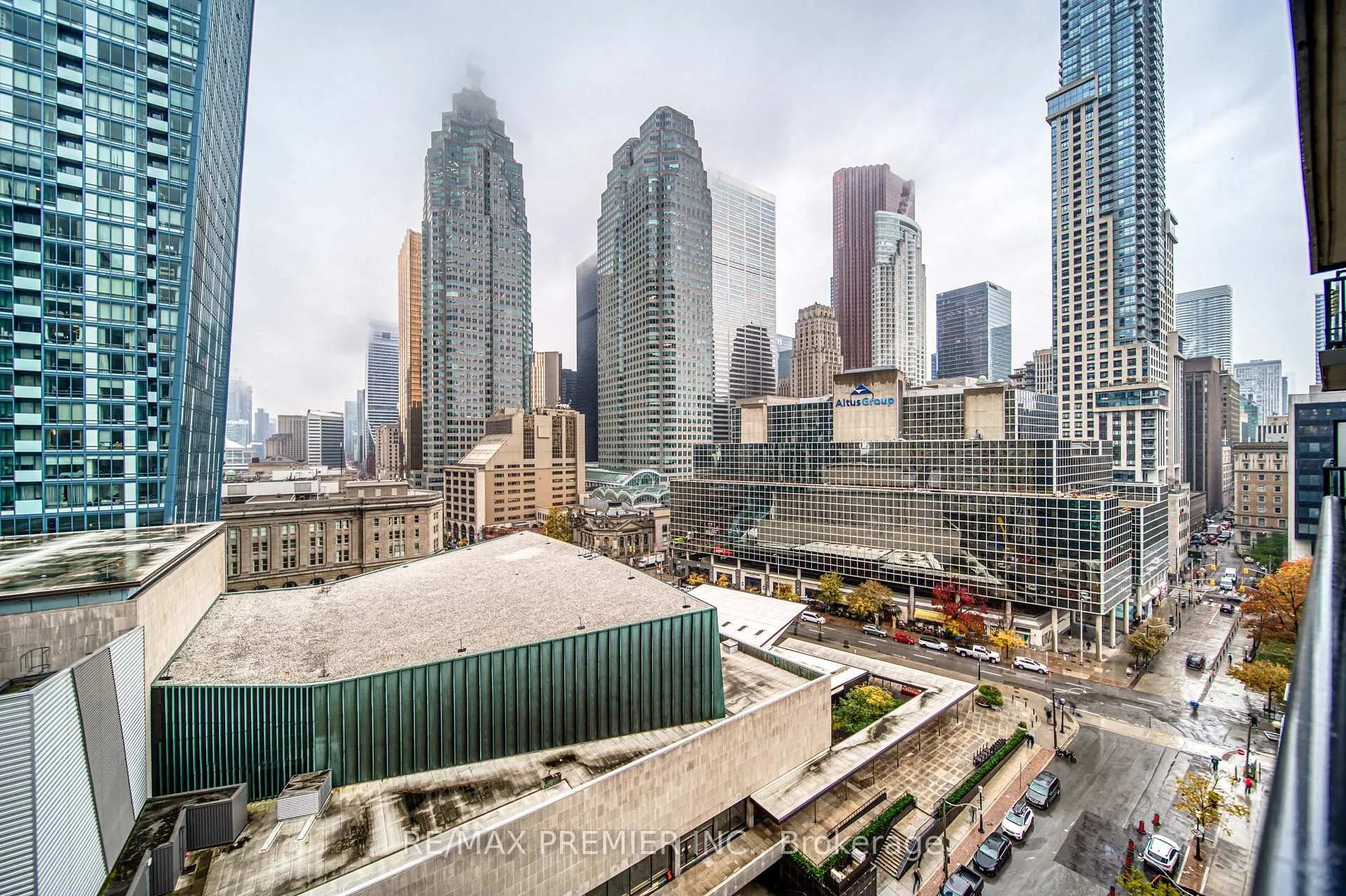 Photo 29 of Unit 1404, 1 Scott Street, Toronto, Waterfront Communities — HOMEH