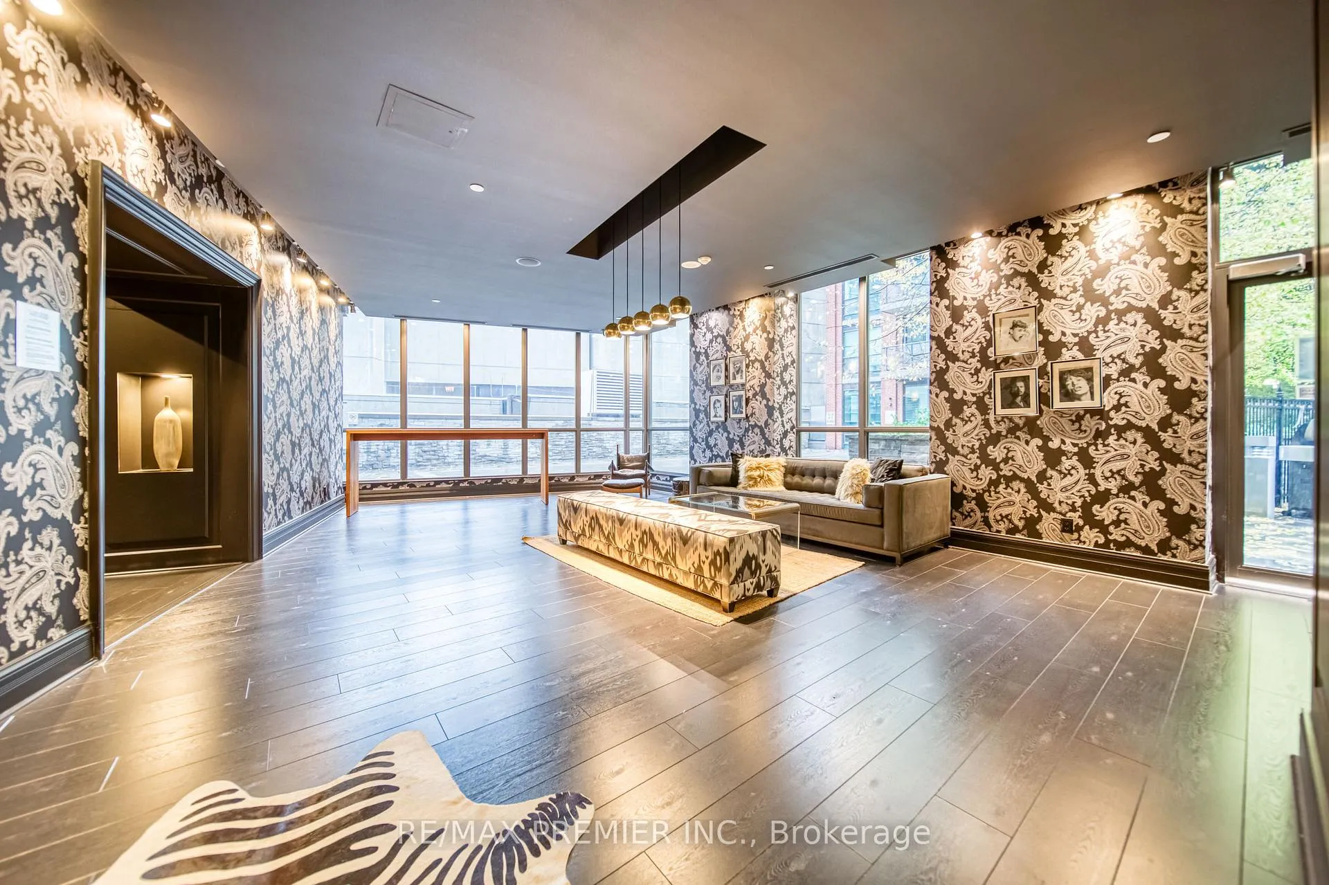 Photo 31 of Unit 1404, 1 Scott Street, Toronto, Waterfront Communities — HOMEH