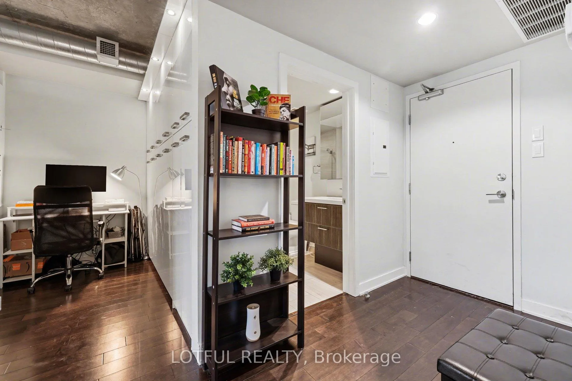 Photo 5 of Unit 544, 340 Mcleod Street, Ottawa, Ottawa Centre — HOMEH