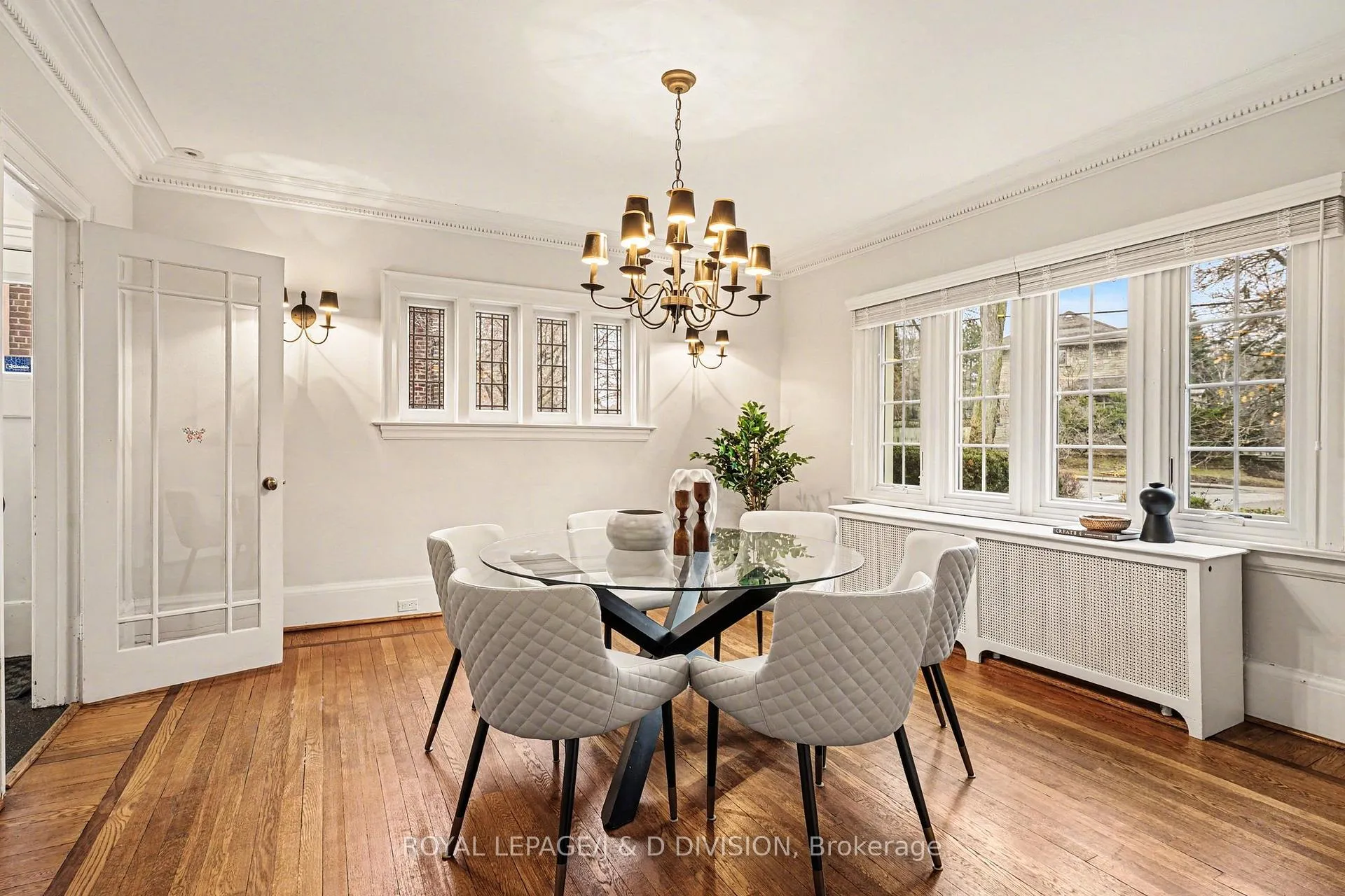 Photo 9 of 12 Weybourne Crescent, Toronto, Lawrence Park South — HOMEH