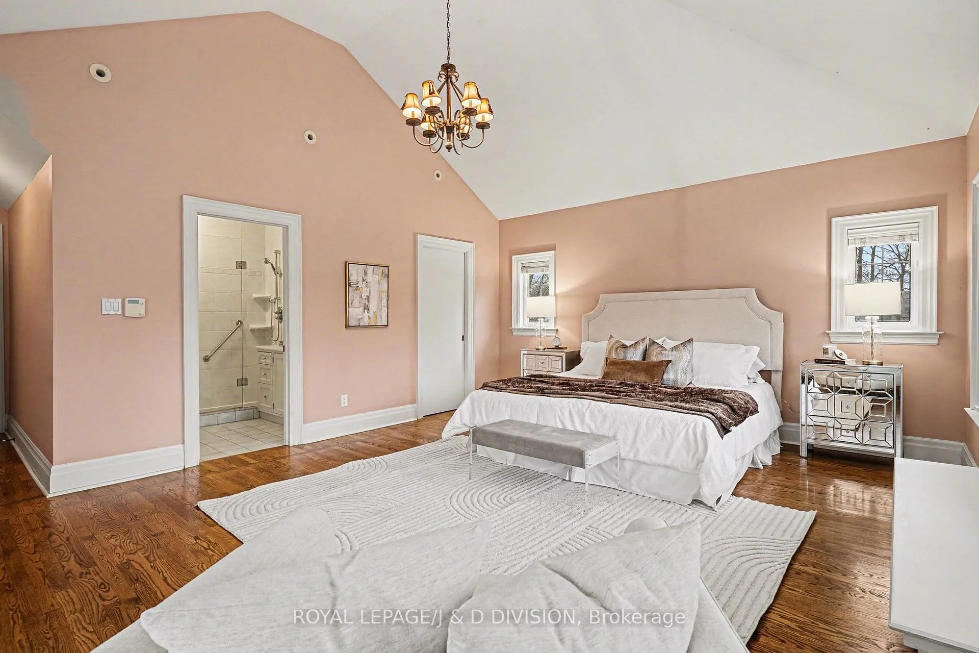 Photo 25 of 12 Weybourne Crescent, Toronto, Lawrence Park South — HOMEH