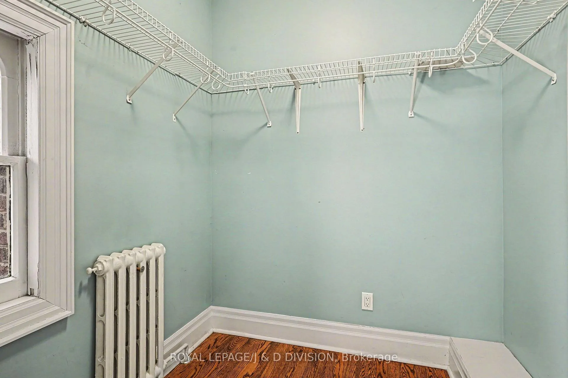 Photo 34 of 12 Weybourne Crescent, Toronto, Lawrence Park South — HOMEH