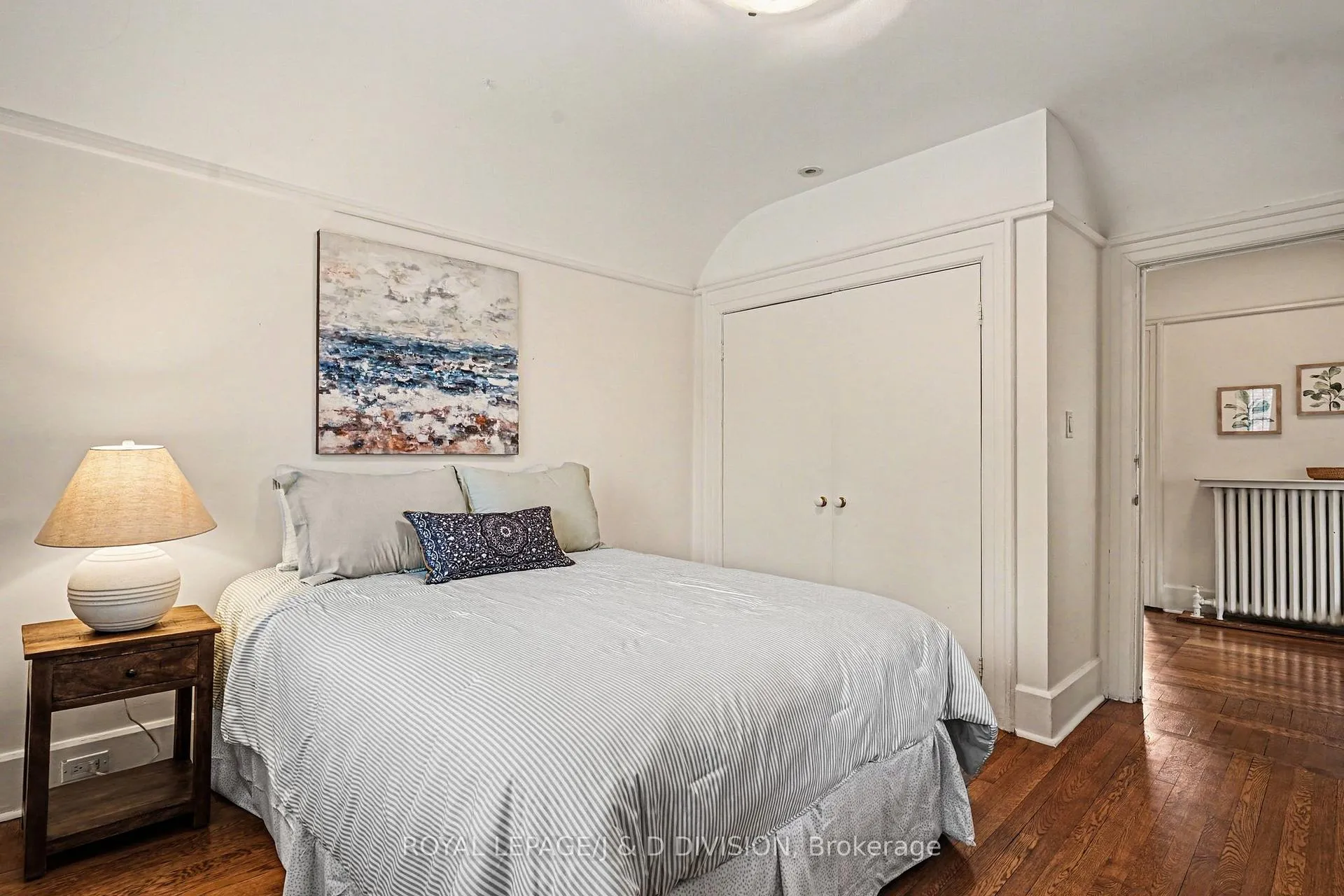 Photo 36 of 12 Weybourne Crescent, Toronto, Lawrence Park South — HOMEH