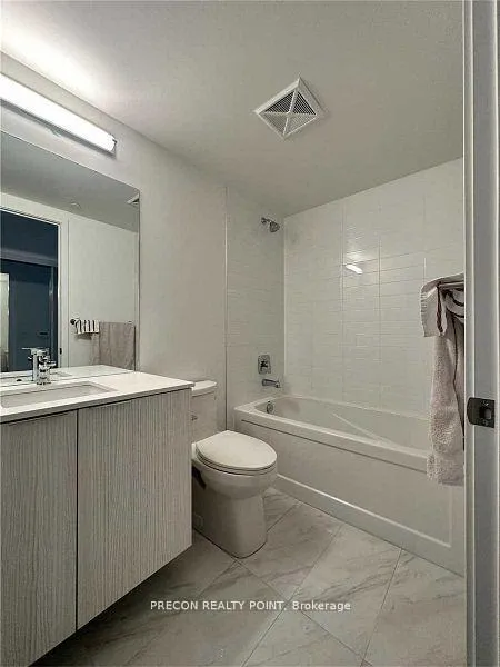 Photo 7 of Unit 1510, 158 Front Street E, Toronto, Moss Park — HOMEH