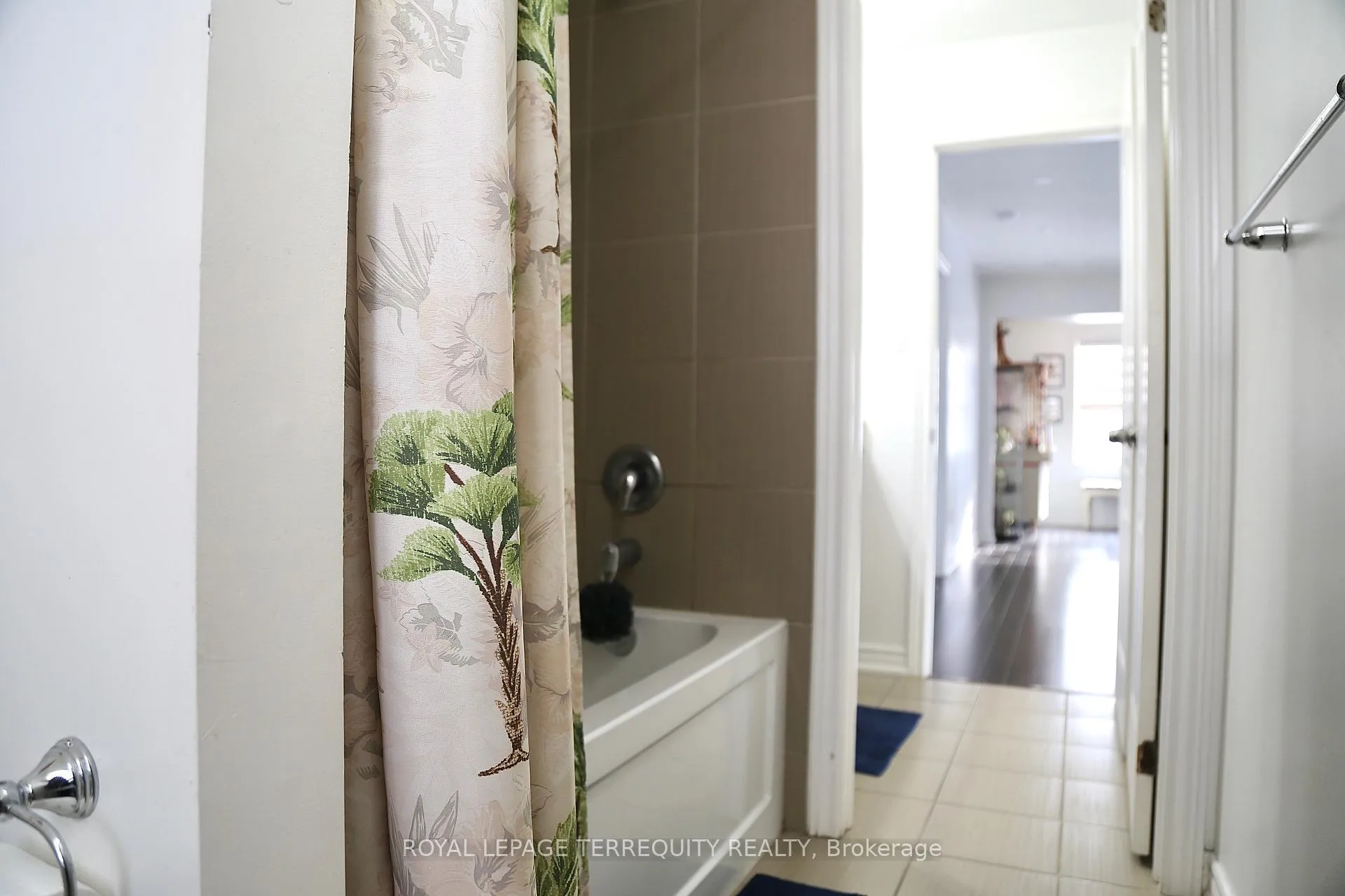 Photo 22 of 6244 St Michael Avenue, Niagara Falls, Forestview — HOMEH