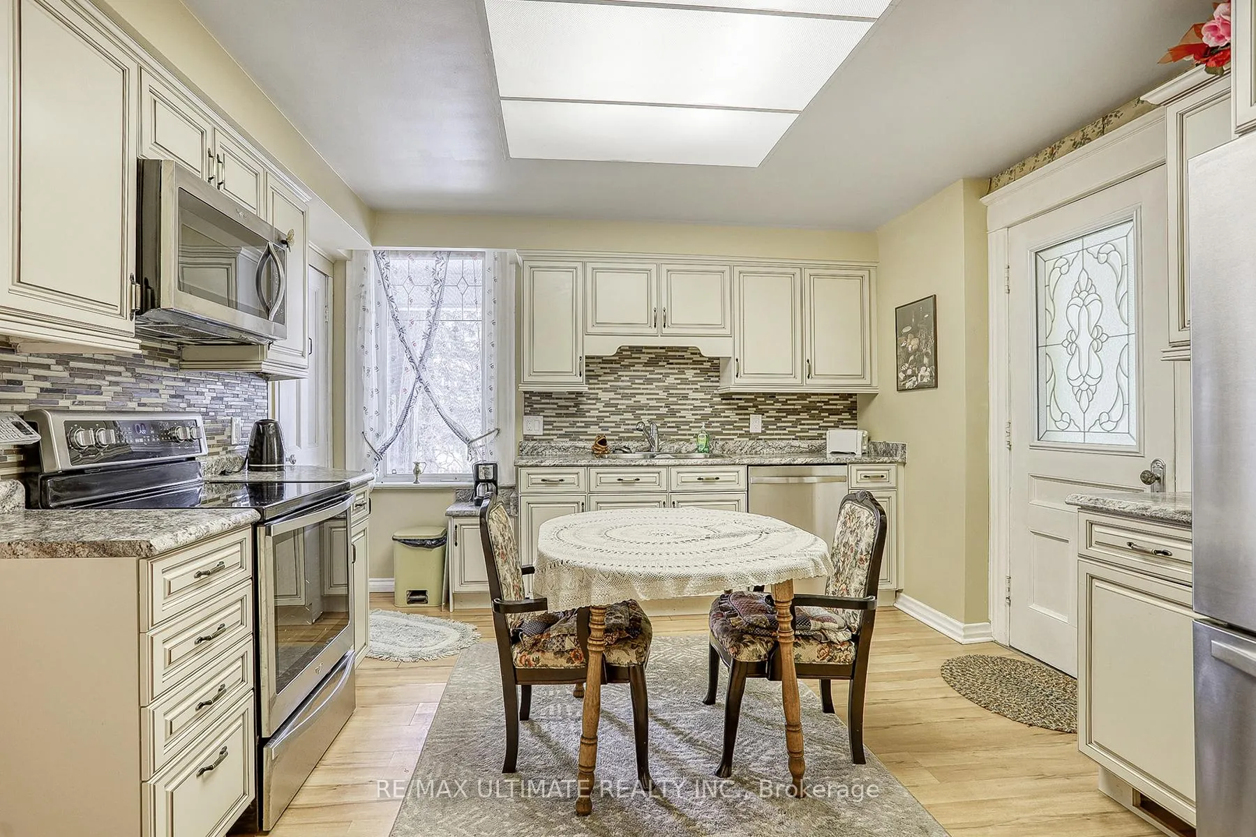 Photo 24 of 456 Manse Road, Scarborough, Highland Creek — HOMEH